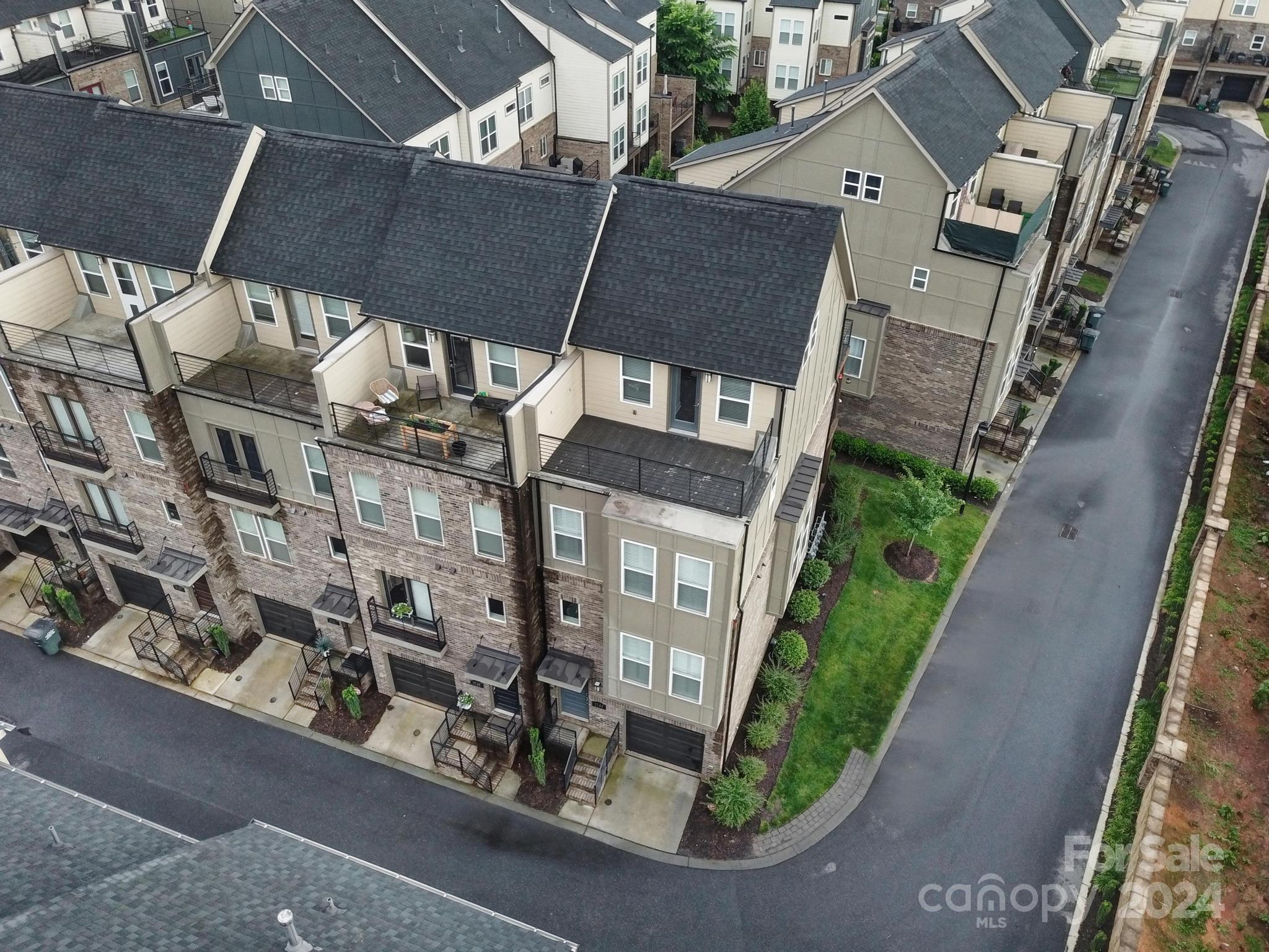 2739 Grand Union Way, Charlotte NC 28209