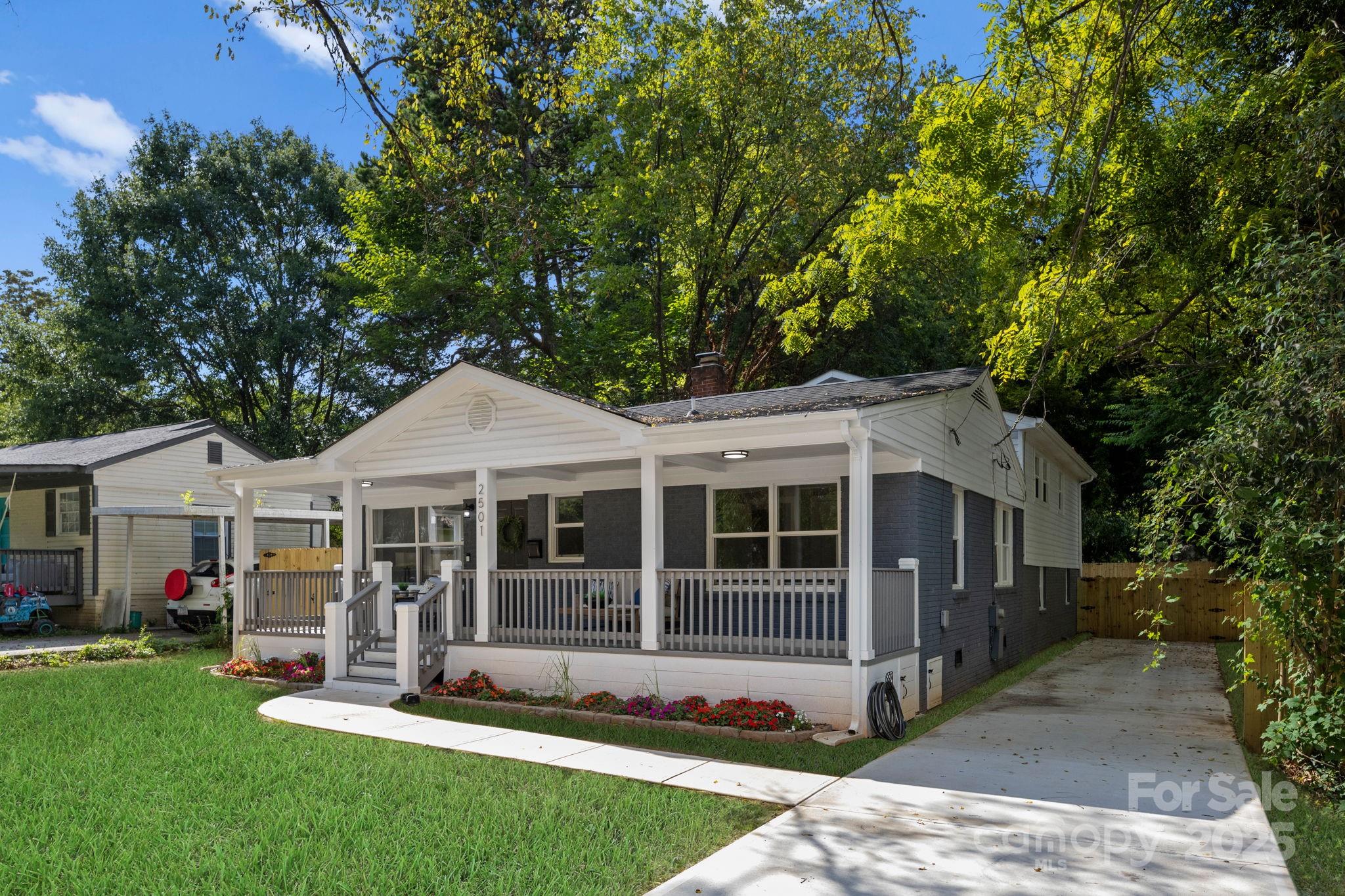 2501 Druid Hills Way, Charlotte NC 28206