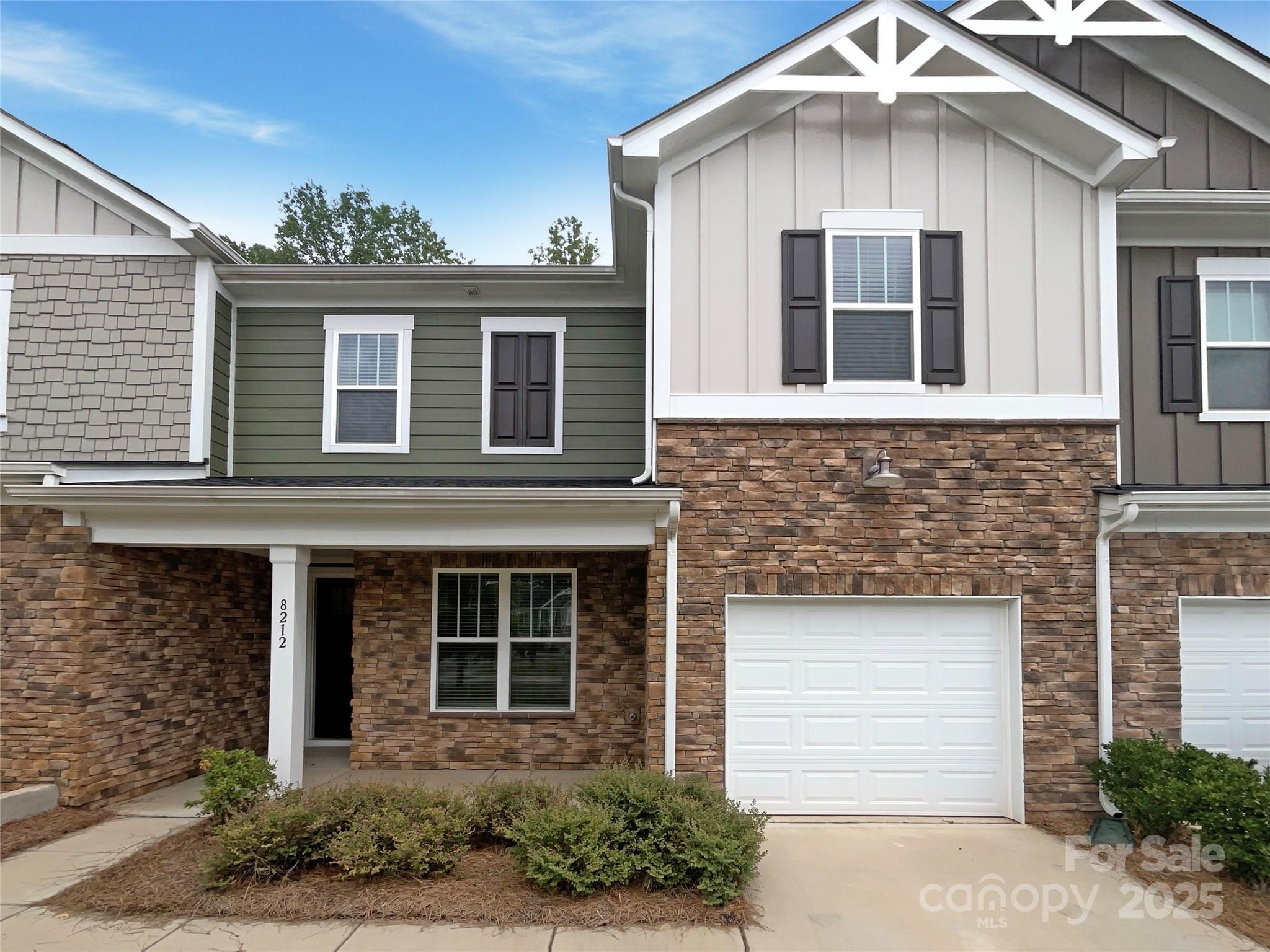 8212 Merryvale Lane, Charlotte NC 28214