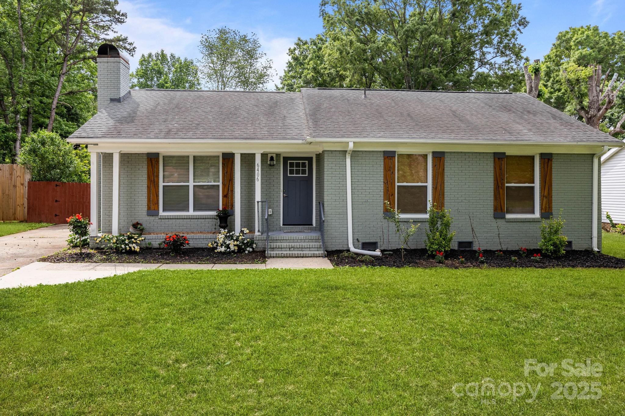 6406 Old Meadow Road, Charlotte NC 28227