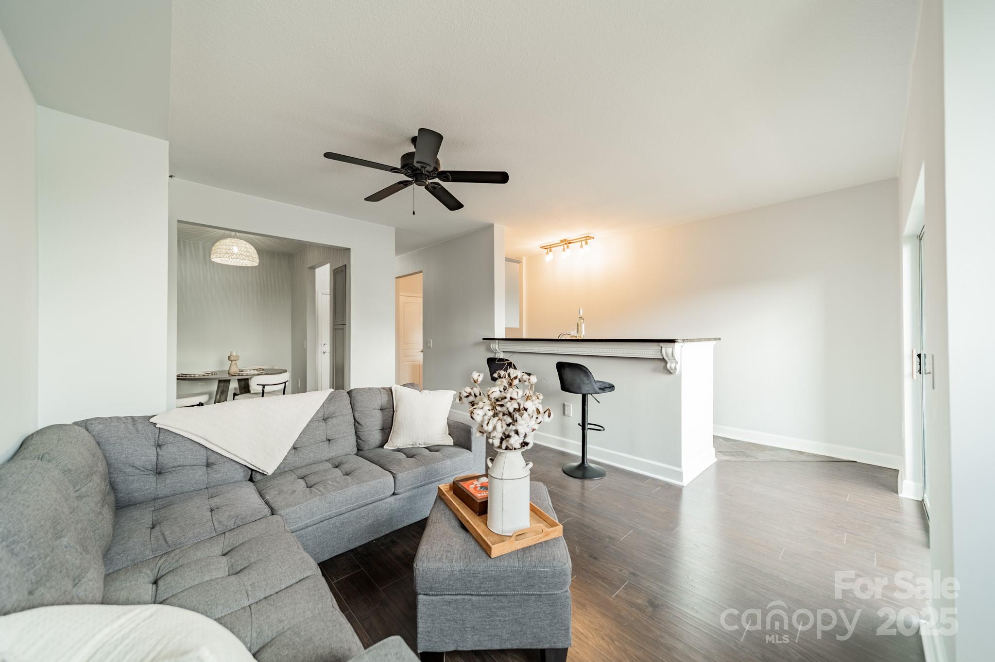 1315 East Boulevard Unit 327, Charlotte NC 28203