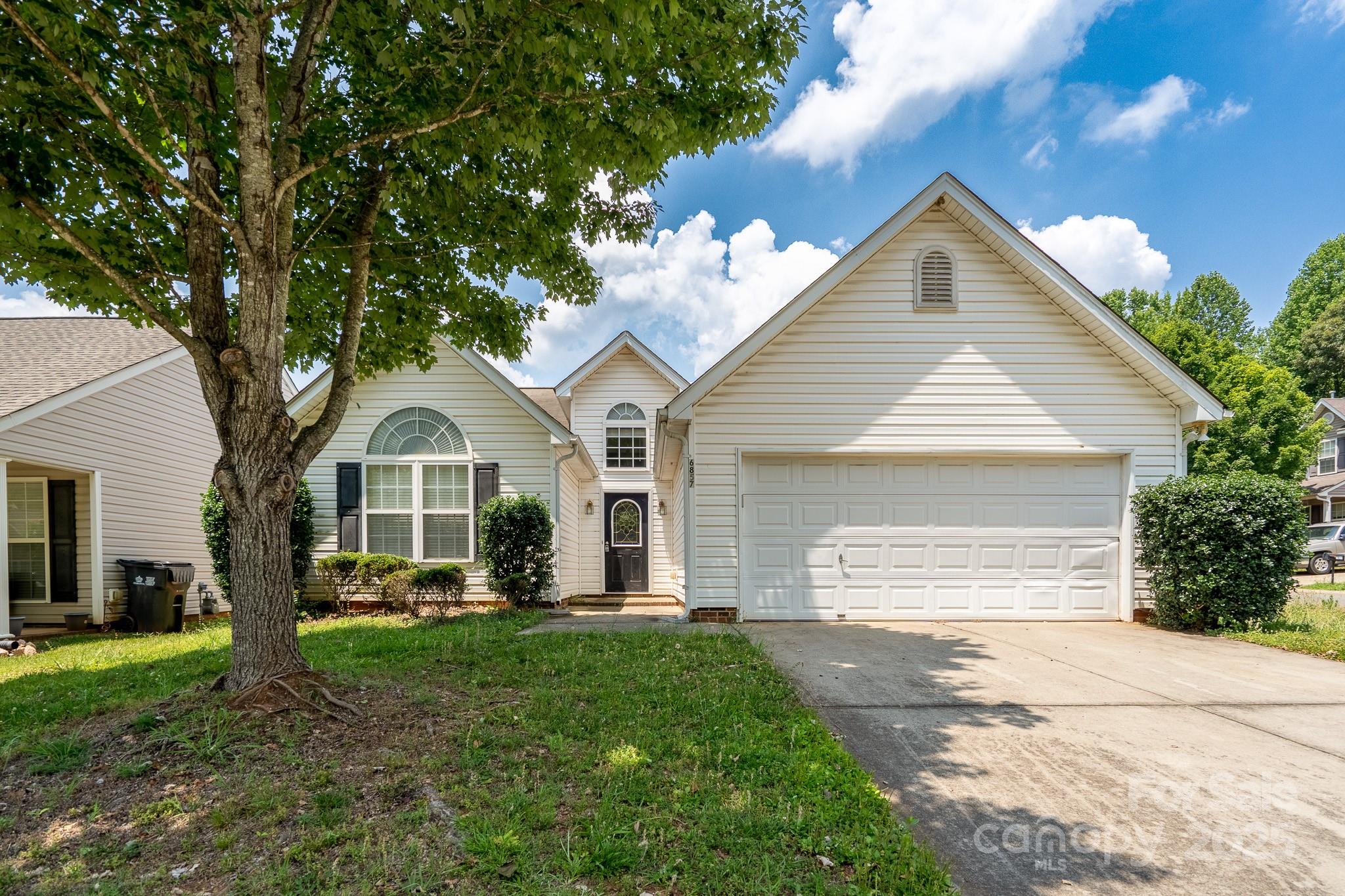 6857 Parkers Crossing Drive, Charlotte NC 28215