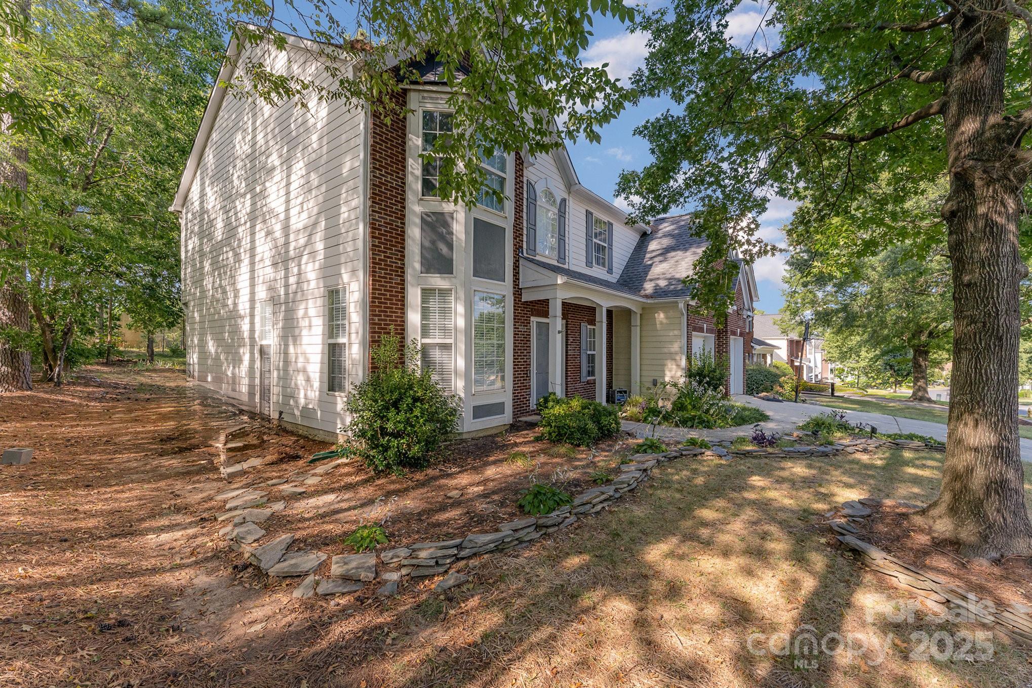 11424 Glenstone Court, Charlotte NC 28269