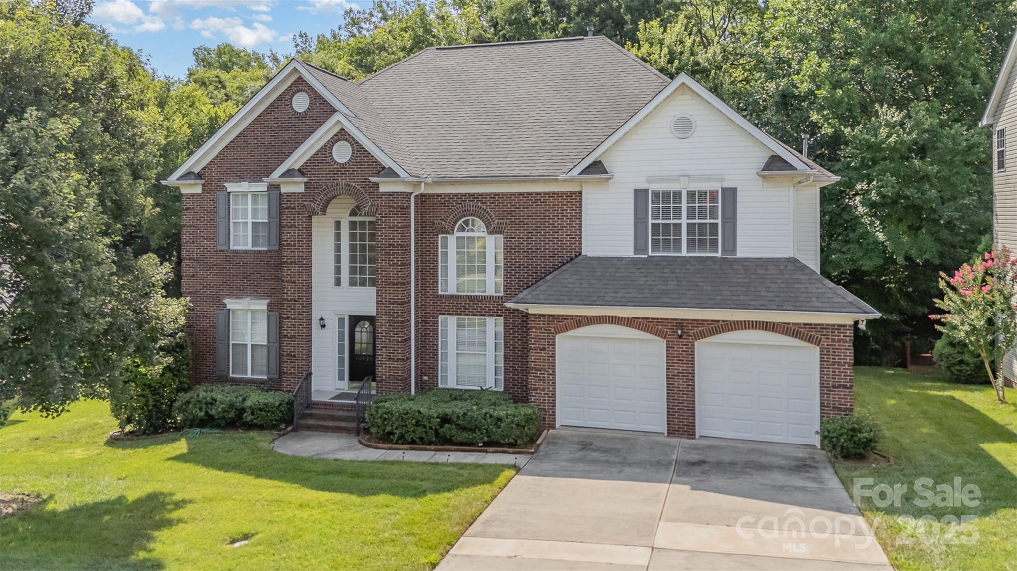 10929 Valley Spring Drive, Charlotte NC 28277