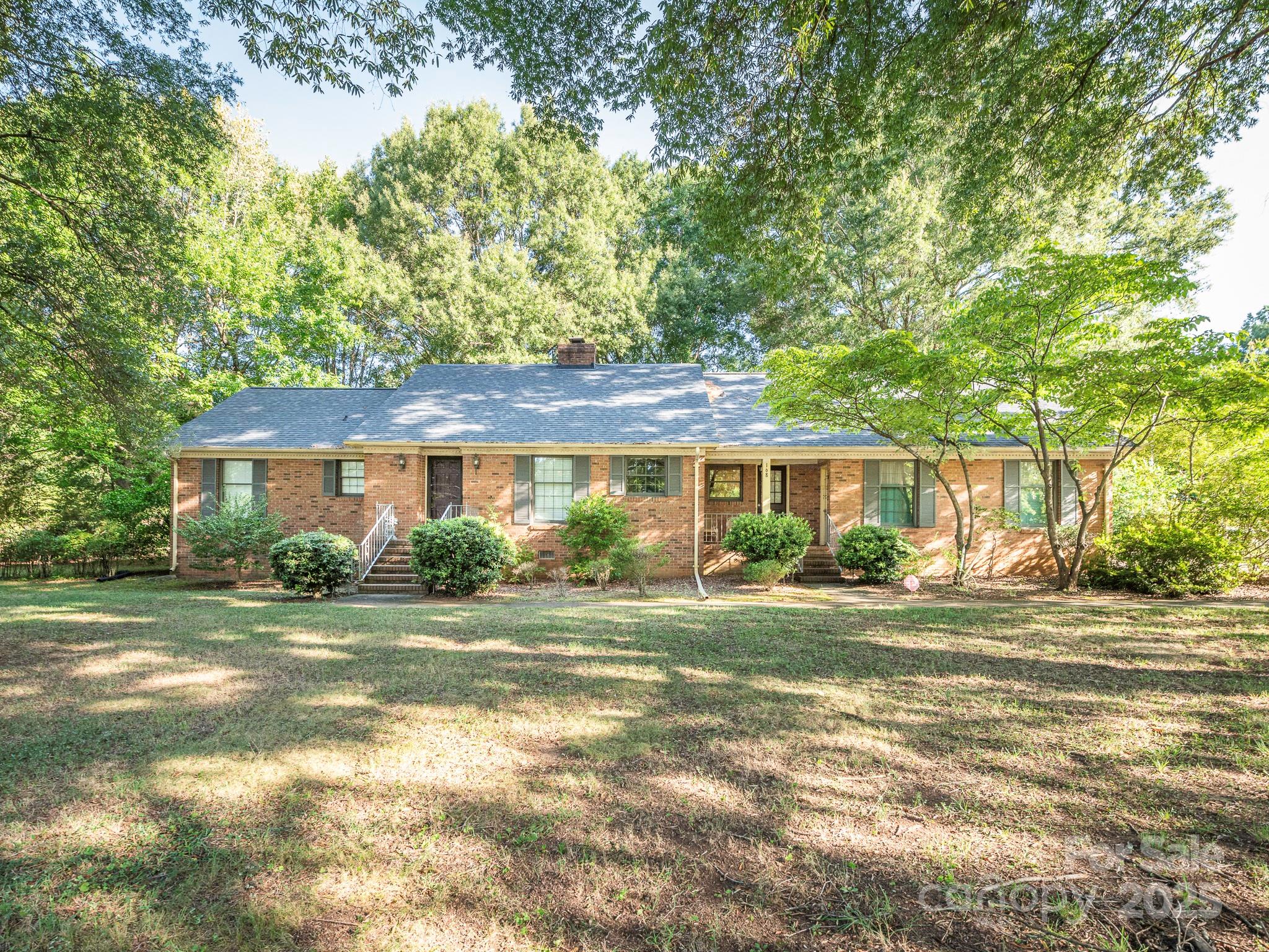 168 Coulwood Drive, Charlotte NC 28214