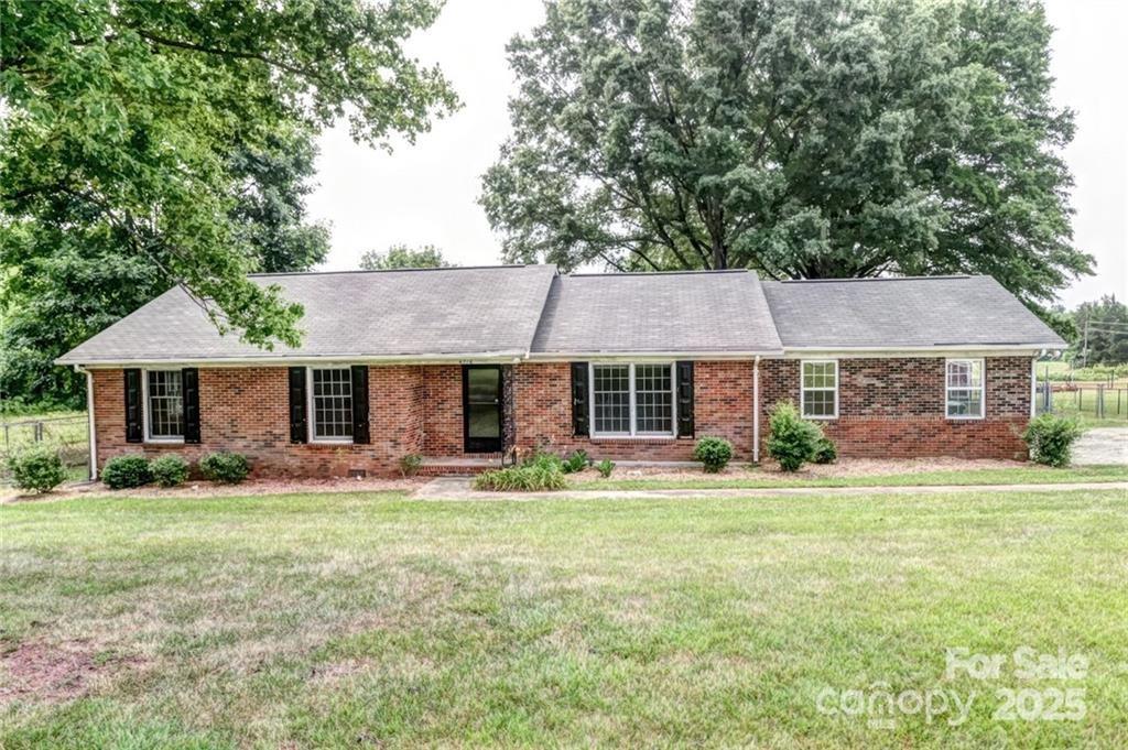 4716 Margaret Wallace Road, Matthews NC 28105