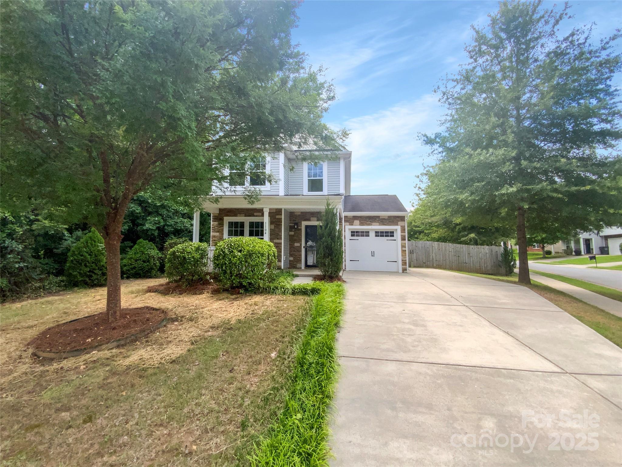 1104 Rook Road, Charlotte NC 28216
