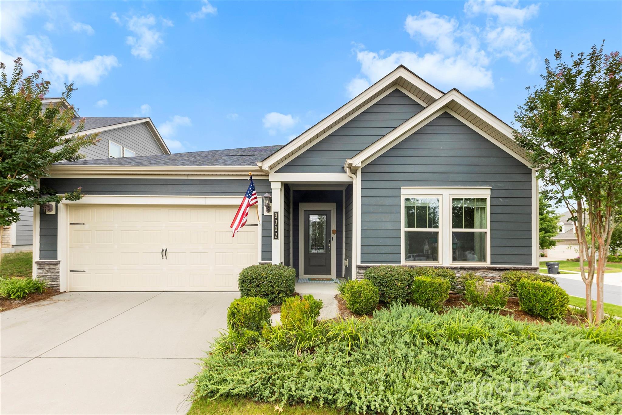 9302 Dufaux Drive, Charlotte NC 28278