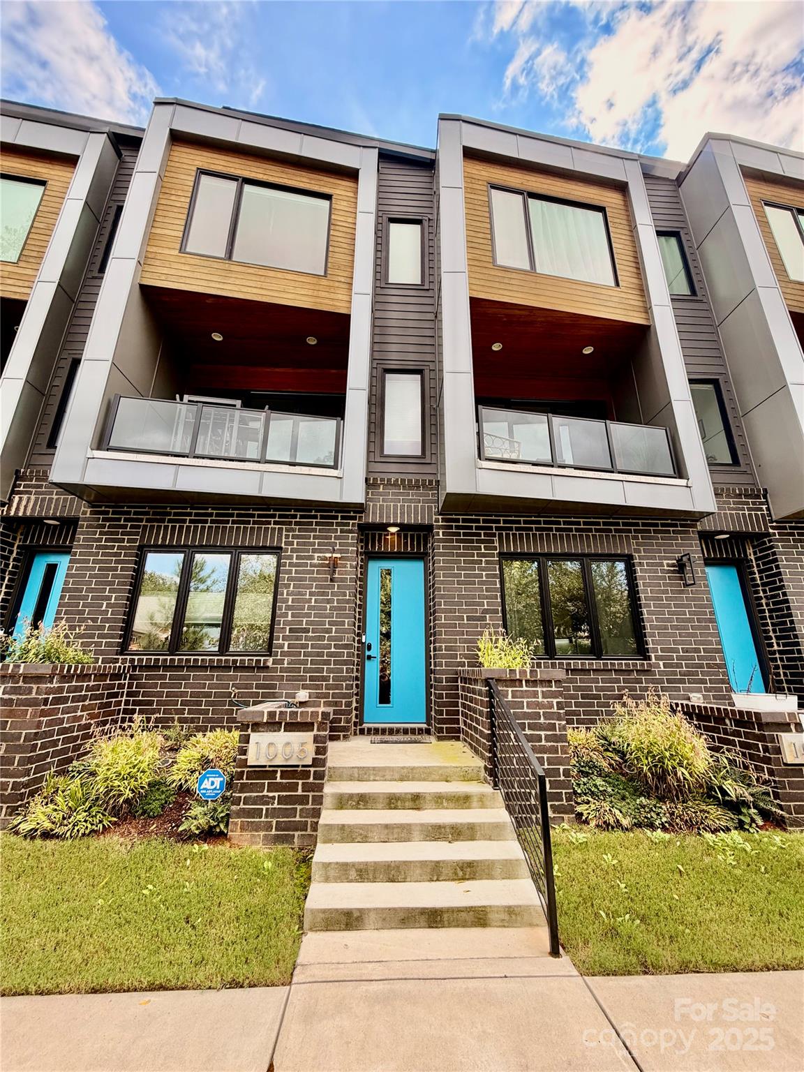 1005 Zinc Lane, Charlotte NC 28205