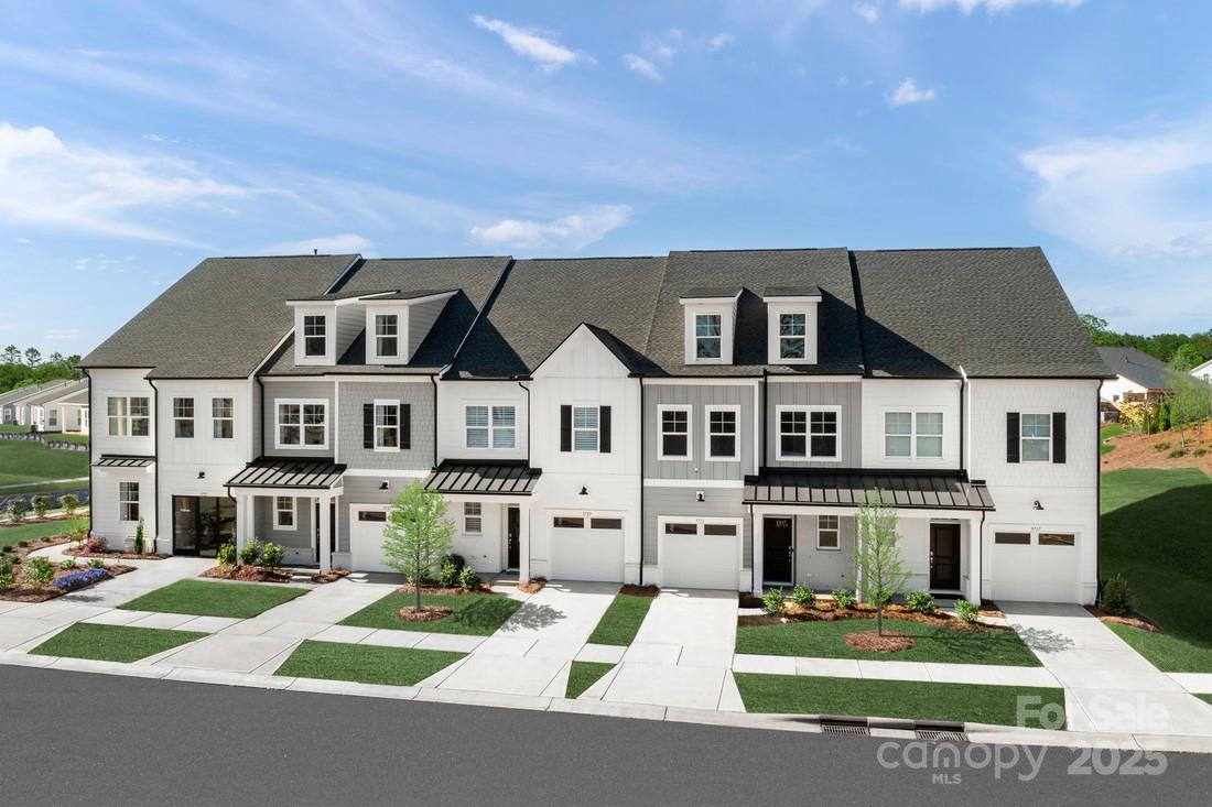 3127 Finchborough Court Unit 209, Charlotte NC 28269