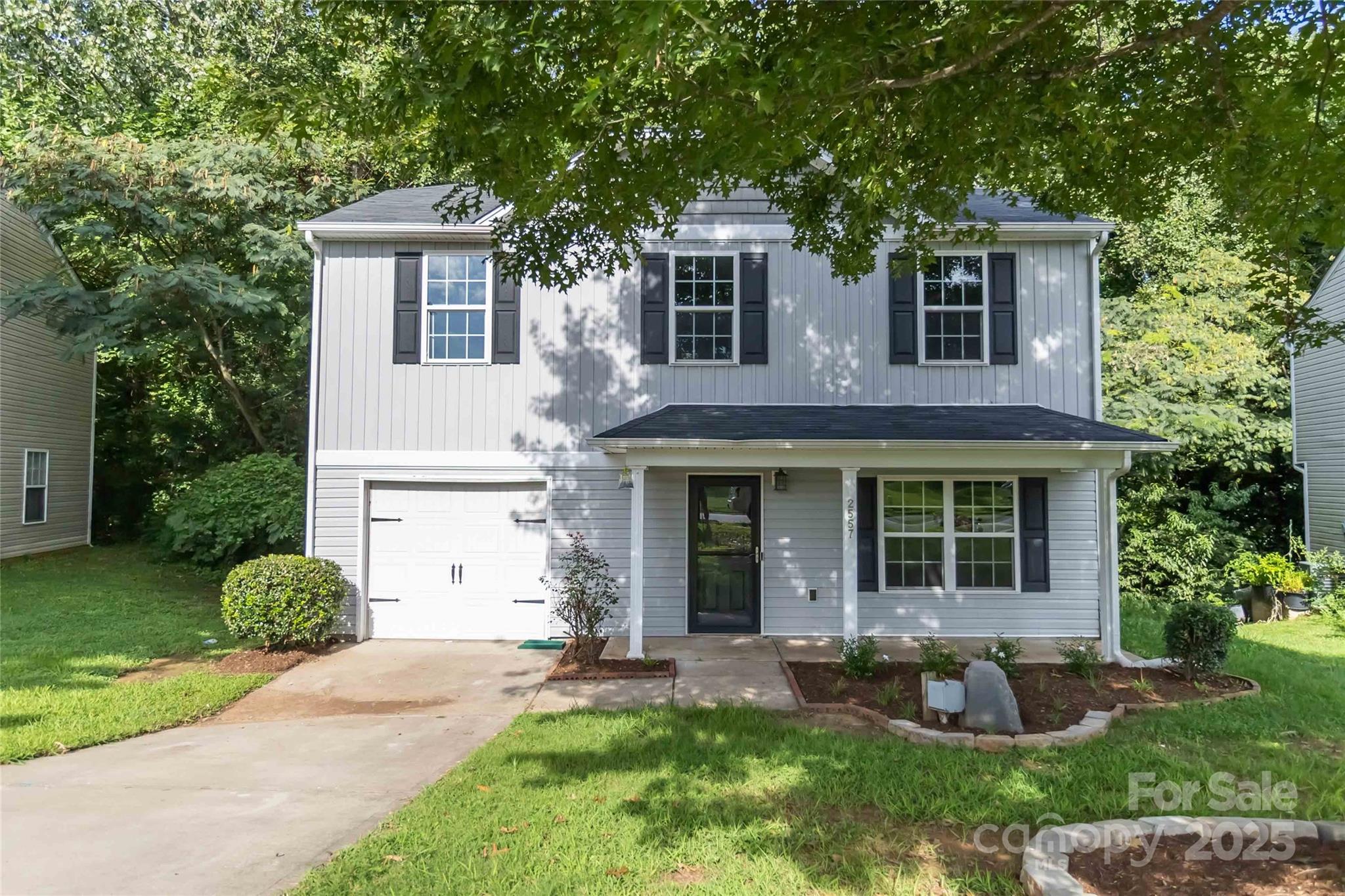 2557 Mulberry Pond Drive, Charlotte NC 28208