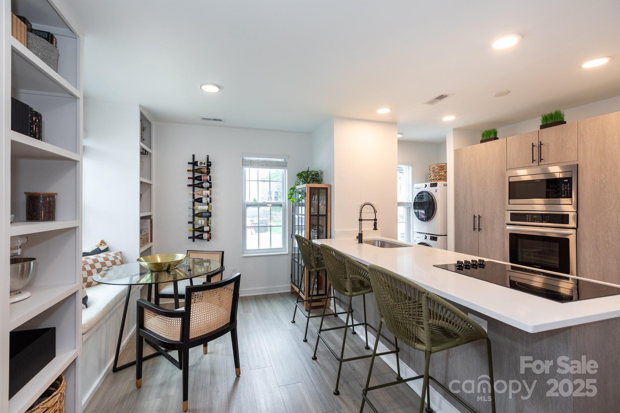 1543 Briar Creek Road Unit B, Charlotte NC 28205