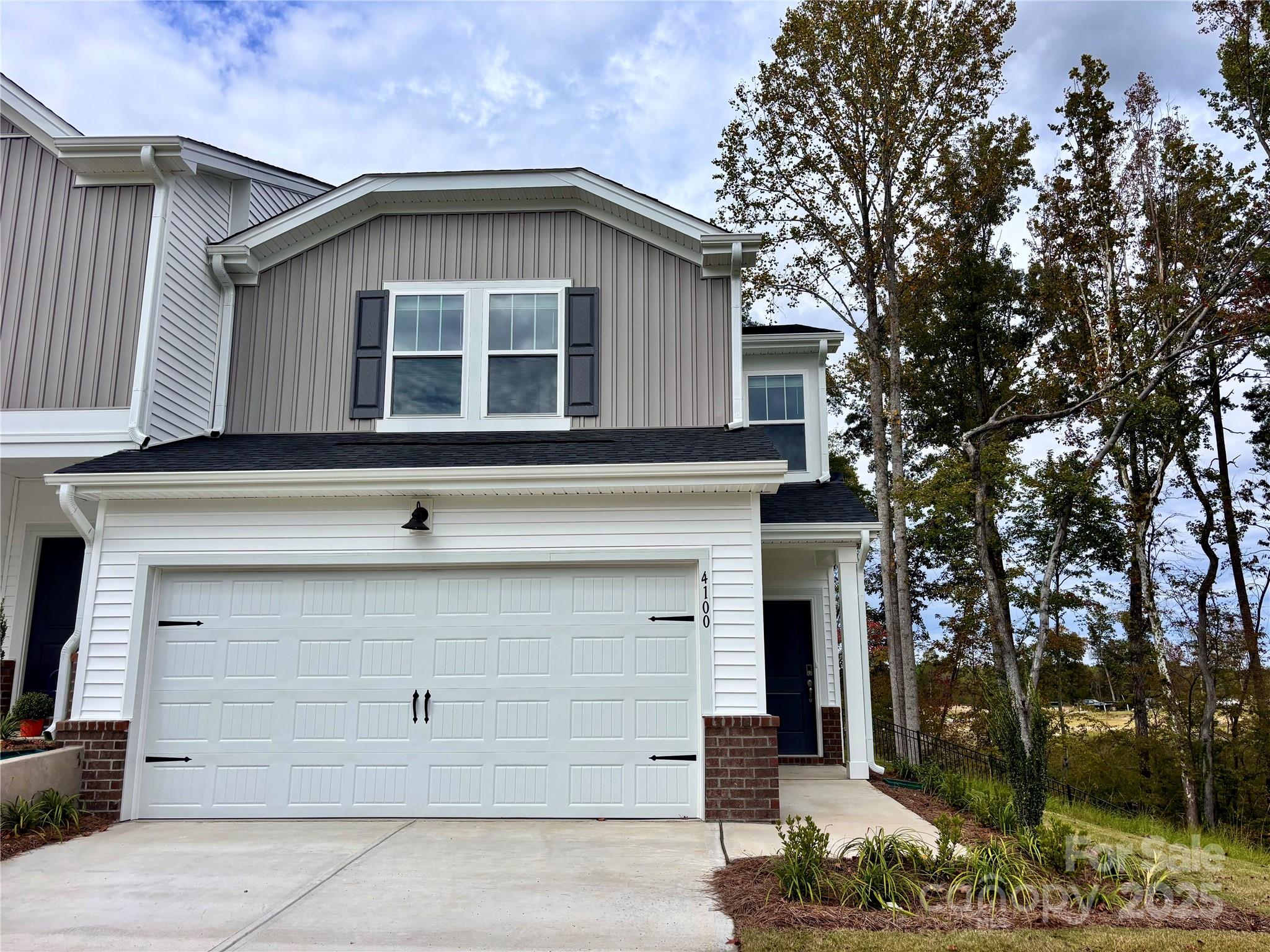 4100 Summit Woods Drive, Charlotte NC 28216