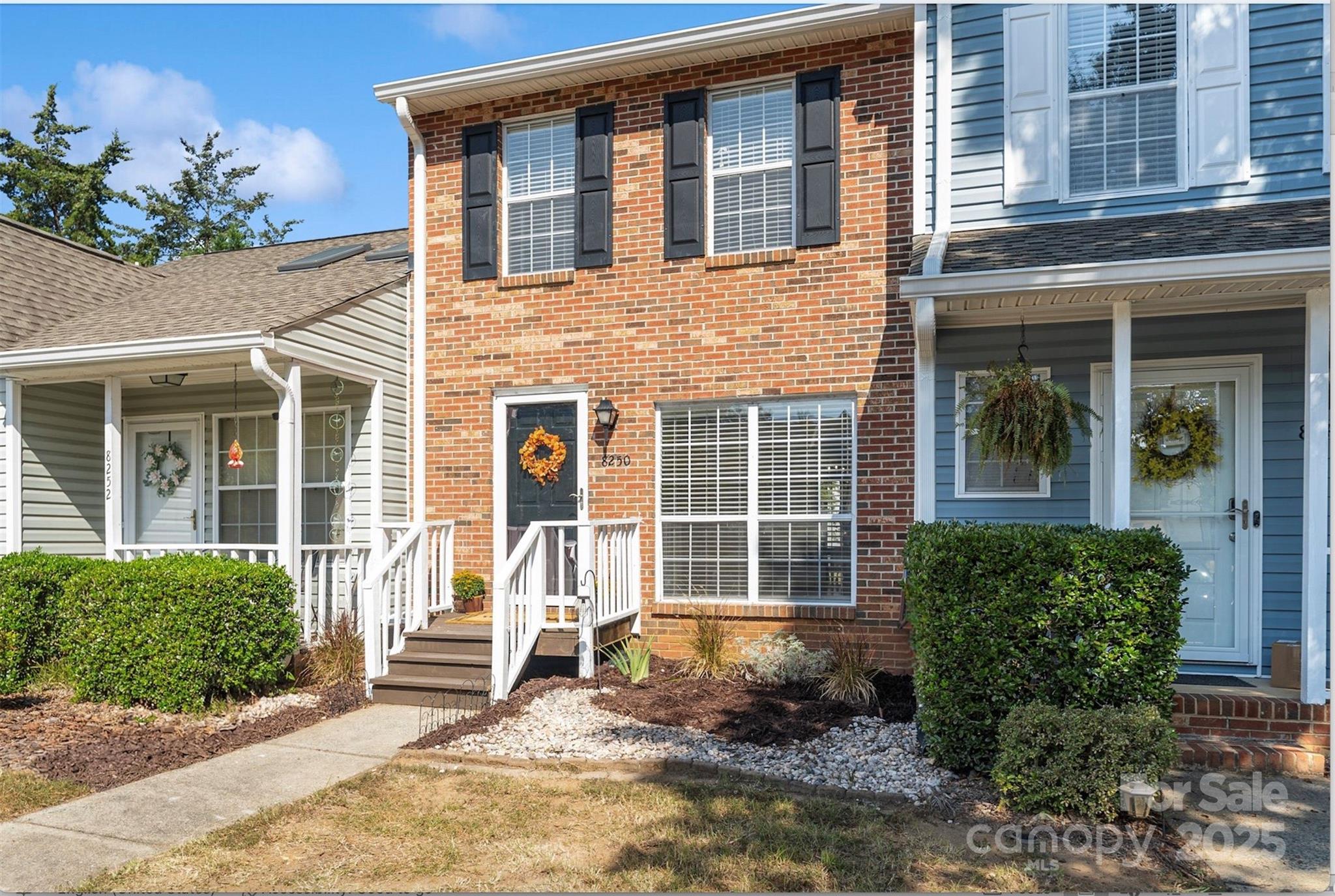 8250 Circle Tree Lane, Charlotte NC 28277