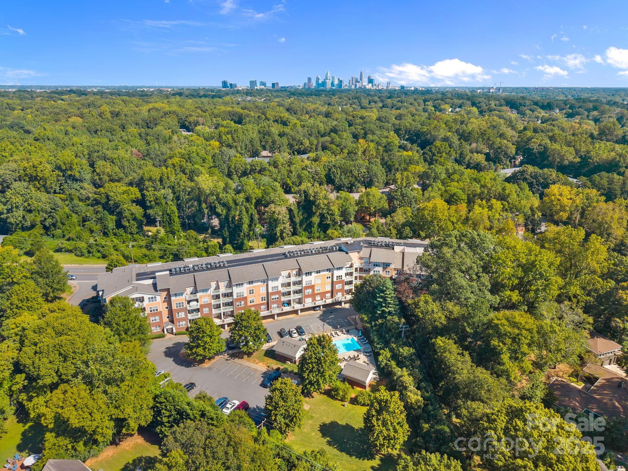 1000 E Woodlawn Road Unit 413, Charlotte NC 28209