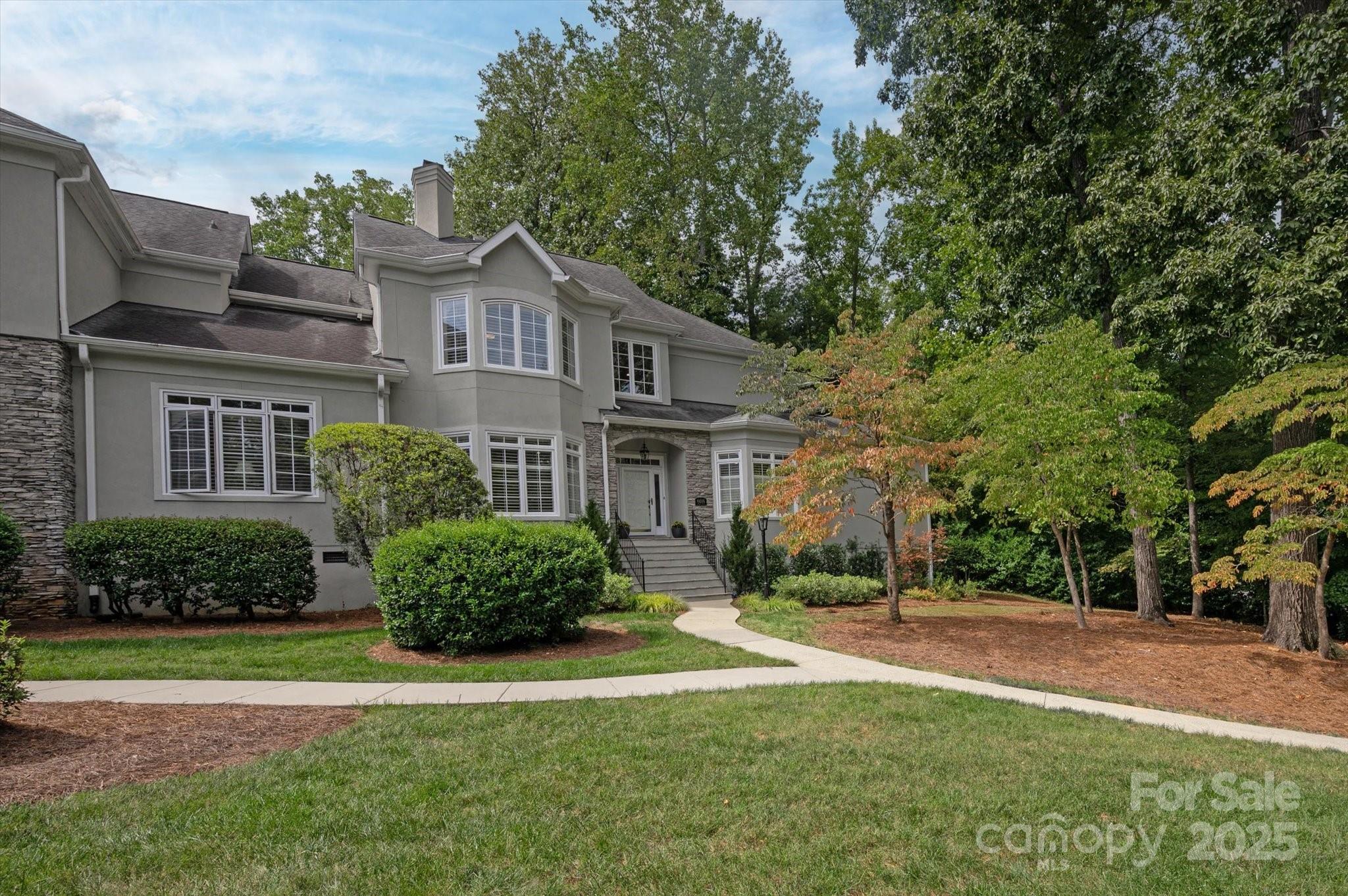 6016 Knight Crest Court, Charlotte NC 28210