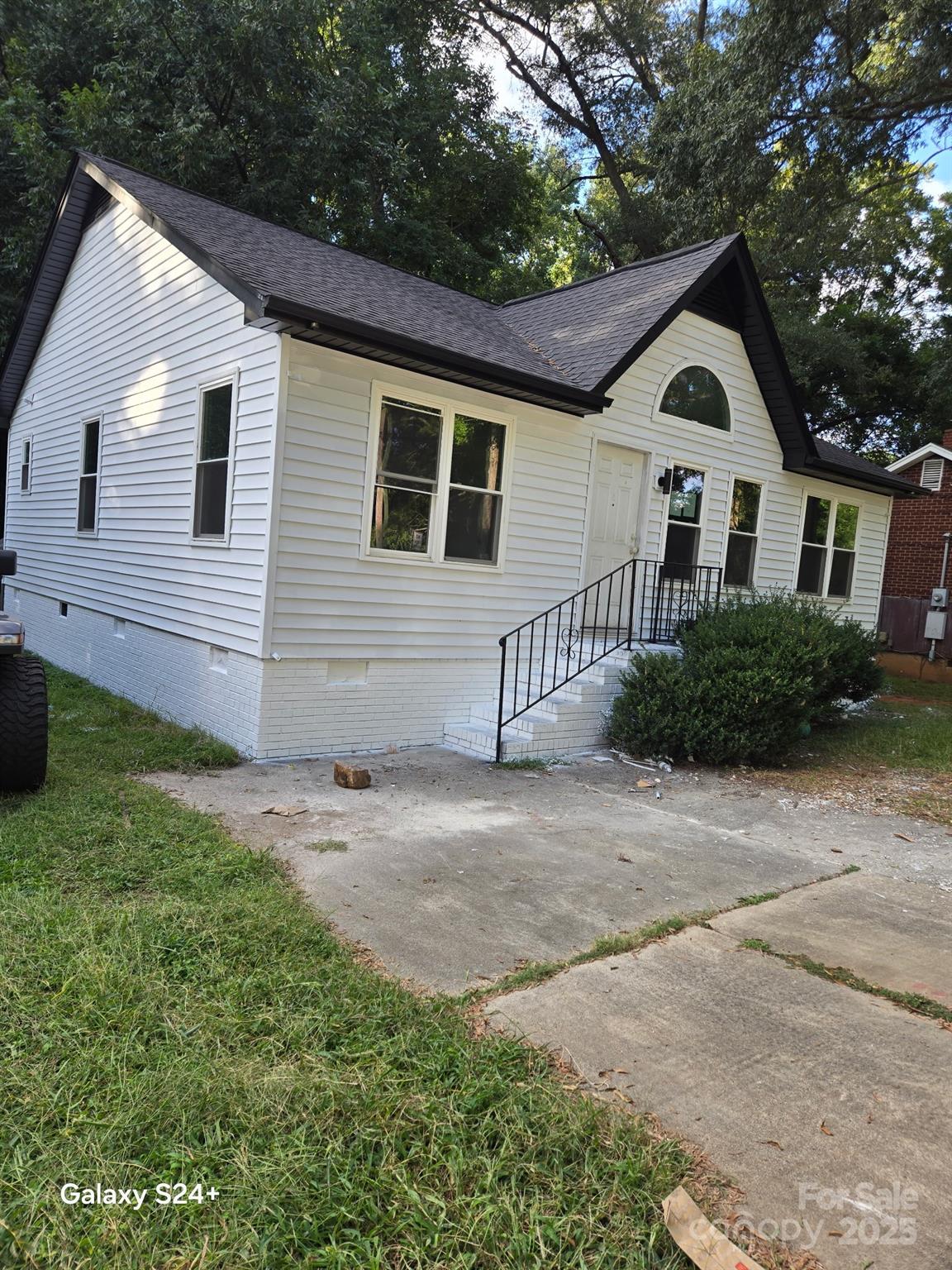 419 Alpha Street, Charlotte NC 28205
