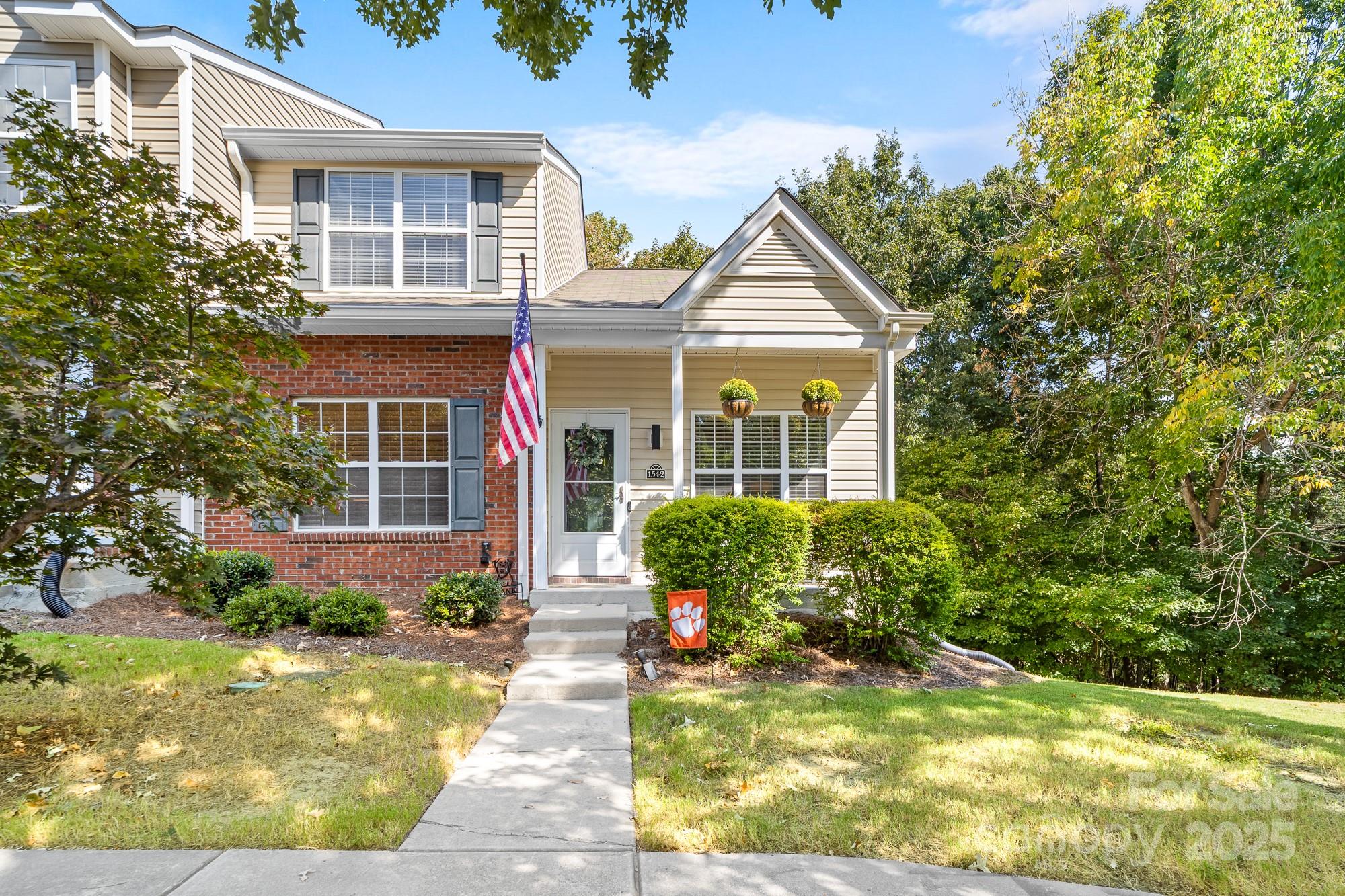 1542 Maypine Commons Way, Rock Hill SC 29732