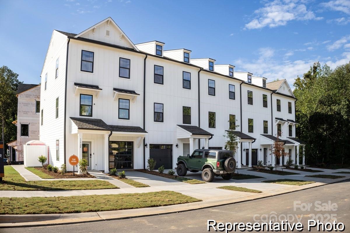 11622 Sapsucker Lane Unit 70, Charlotte NC 28215