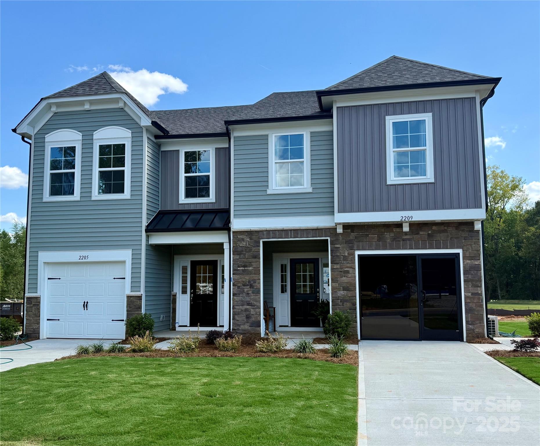 2205 Gladwyne Place Unit 8A, Charlotte NC 28269