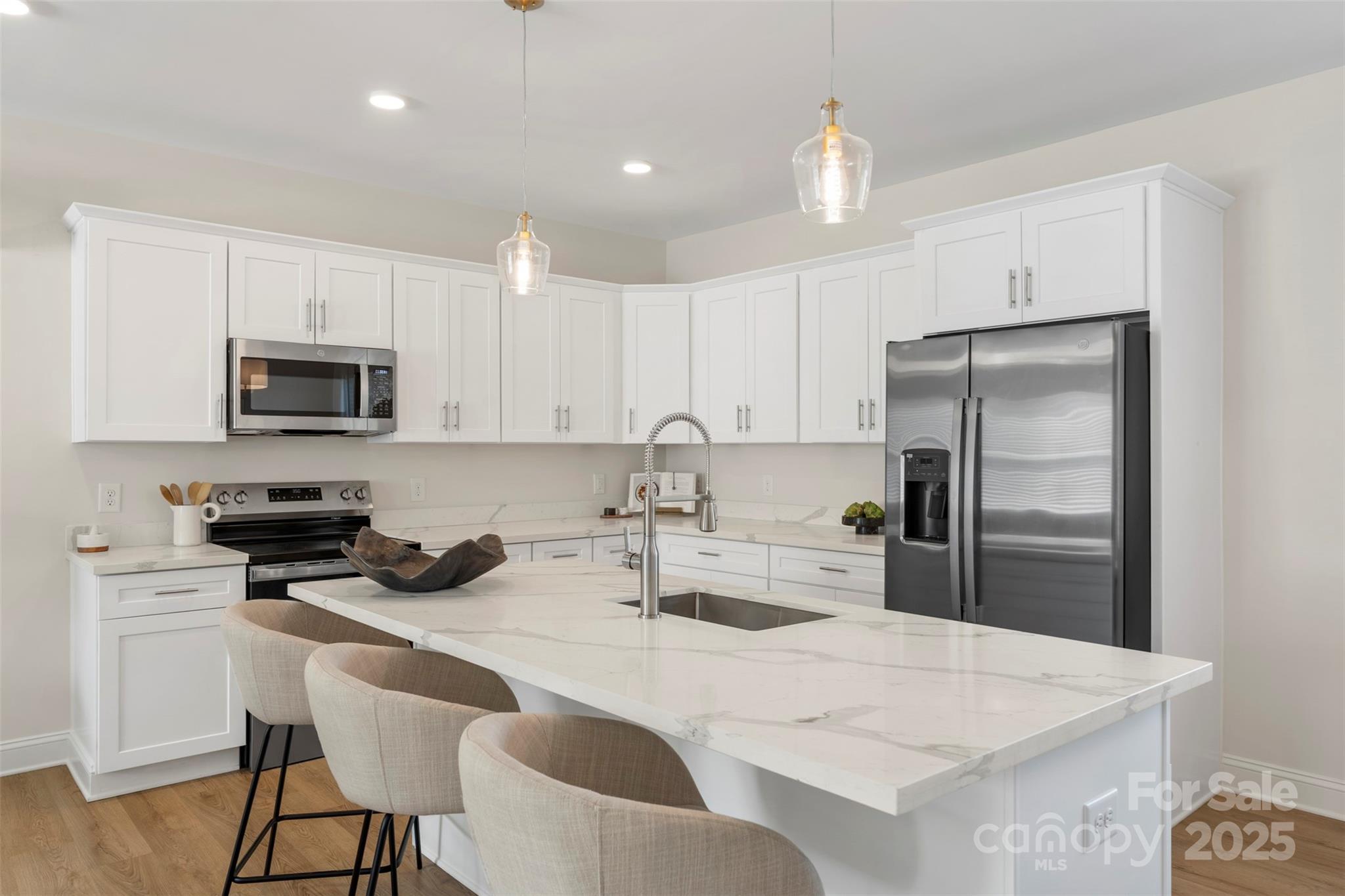 1108 Wonder Way, Charlotte NC 28208