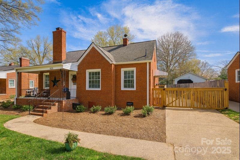 3735 Mcmillan Street, Charlotte NC 28205