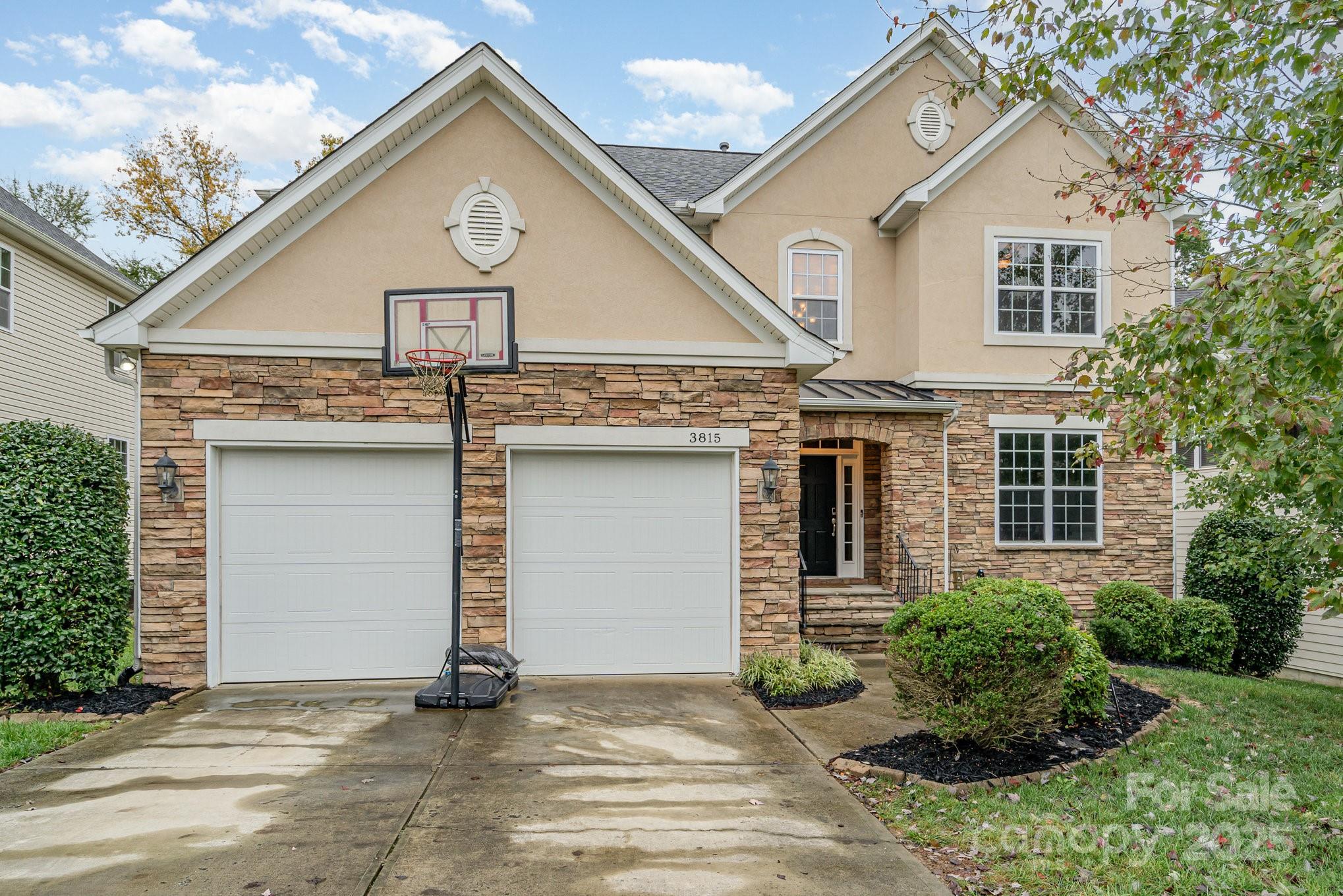 3815 Blazeprince Drive, Charlotte NC 28215