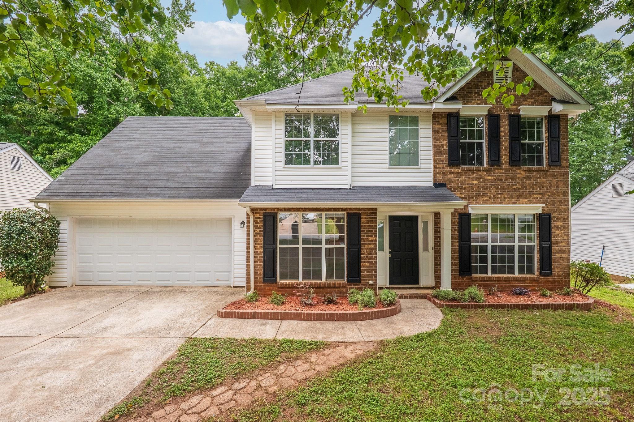 8120 Vermilion Drive, Charlotte NC 28215
