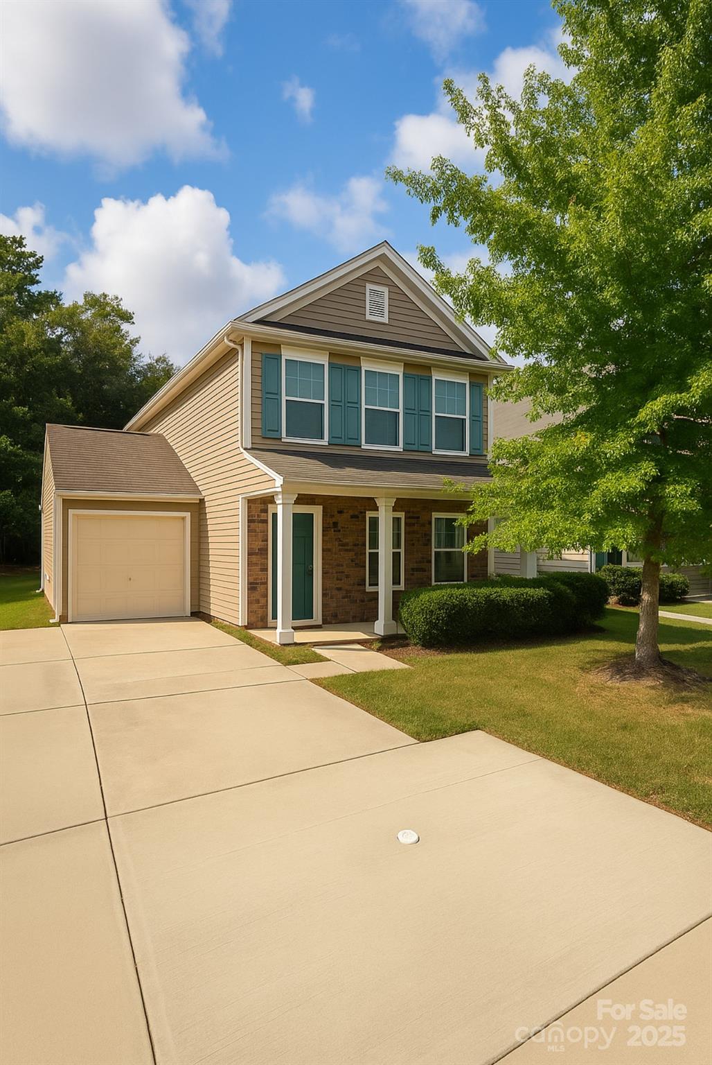 346 Cornielle Lane, Charlotte NC 28216