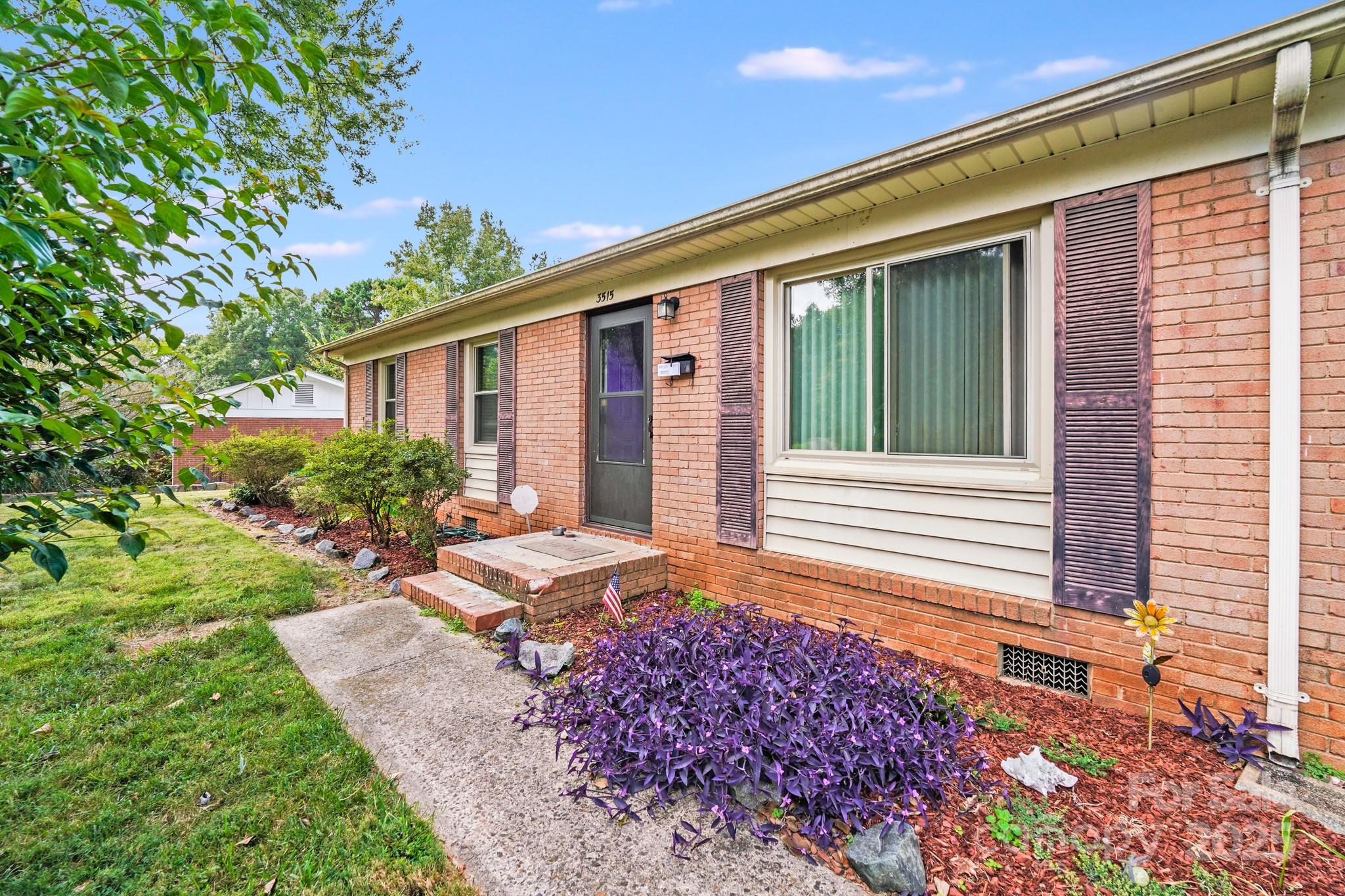 3515 Clardy Court, Charlotte NC 28205