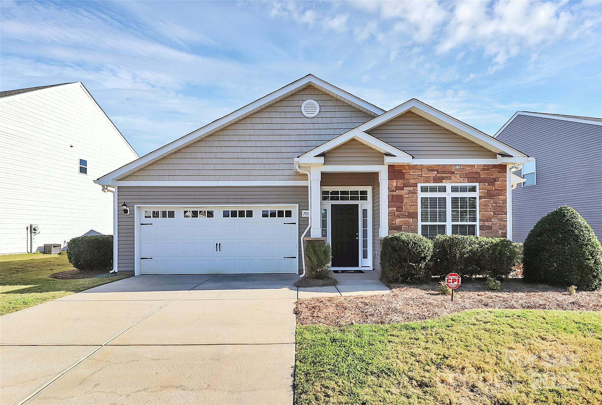 7016 Solares Drive, Charlotte NC 28215