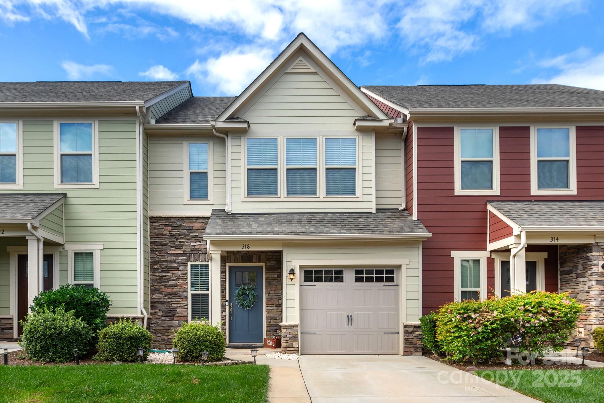 318 Willow Wood Court, Matthews NC 28104