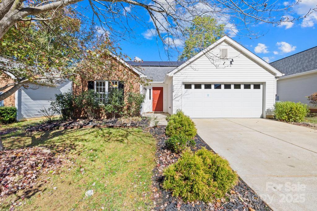 9506 Scotland Hall Court, Charlotte NC 28277