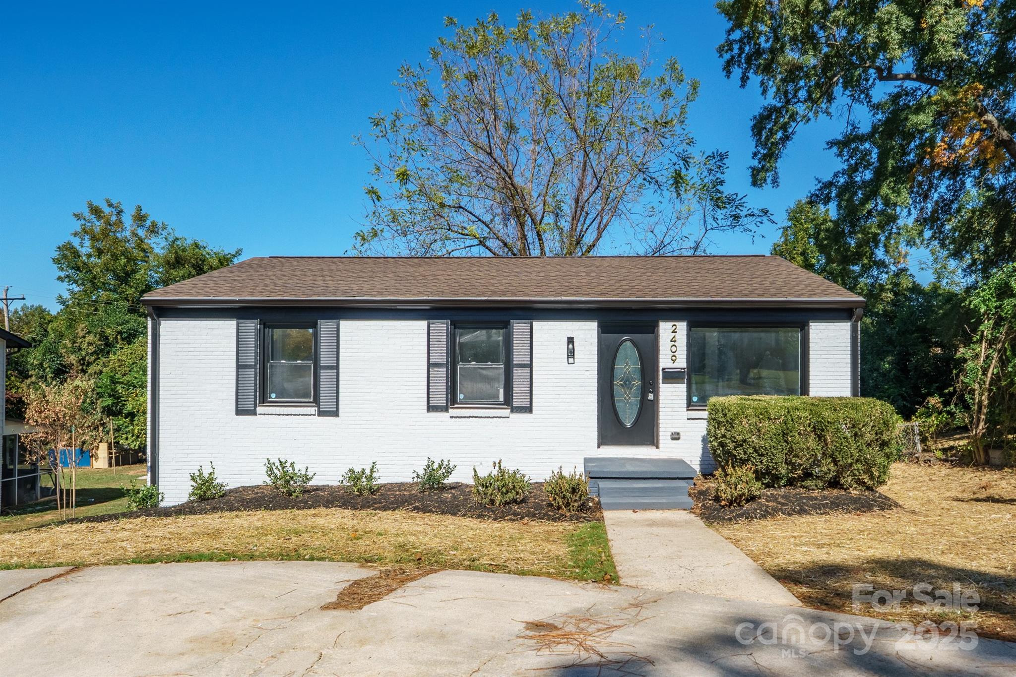 2409 Abelwood Road, Charlotte NC 28216