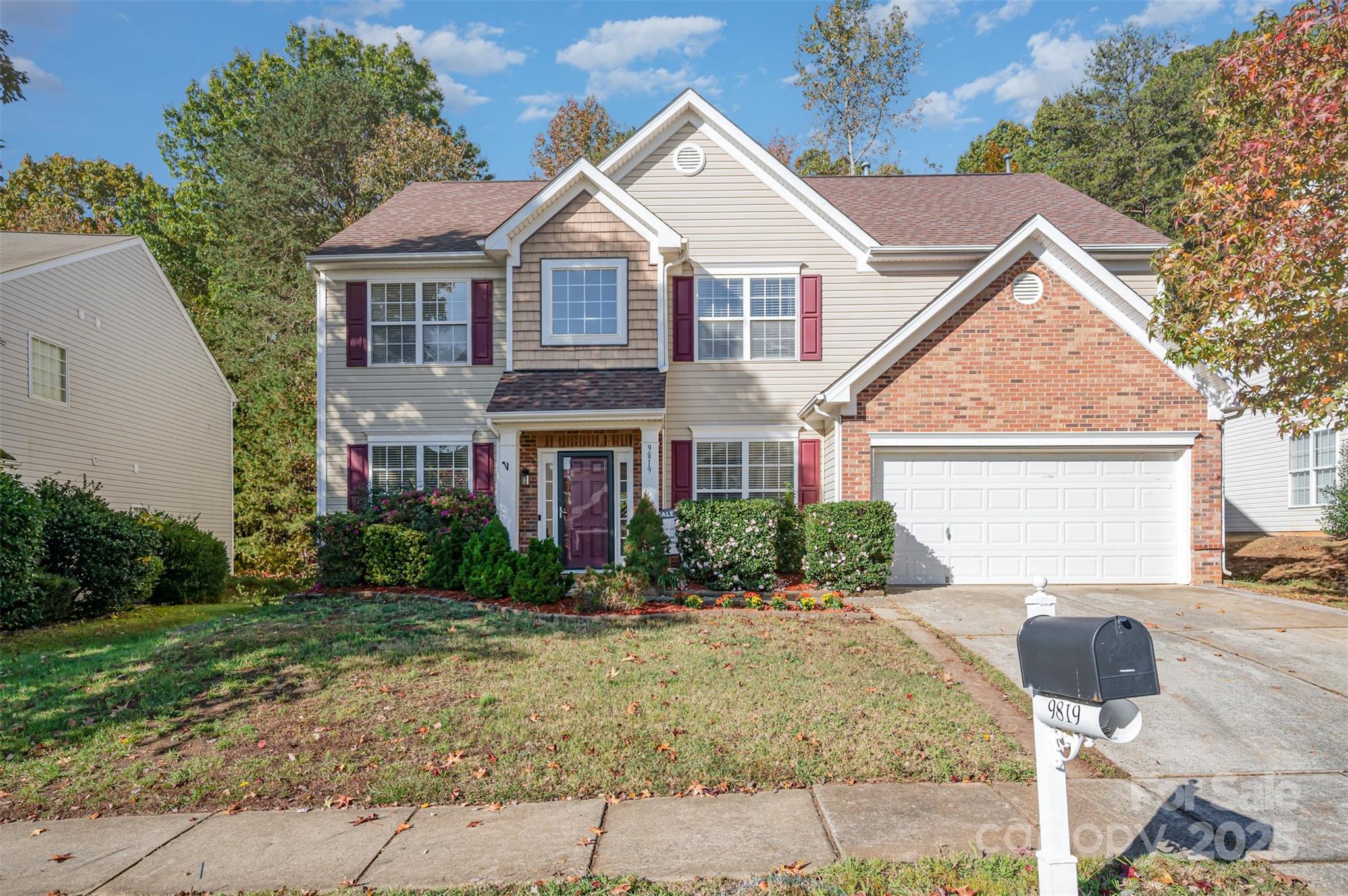 9819 Jeanette Circle, Charlotte NC 28213