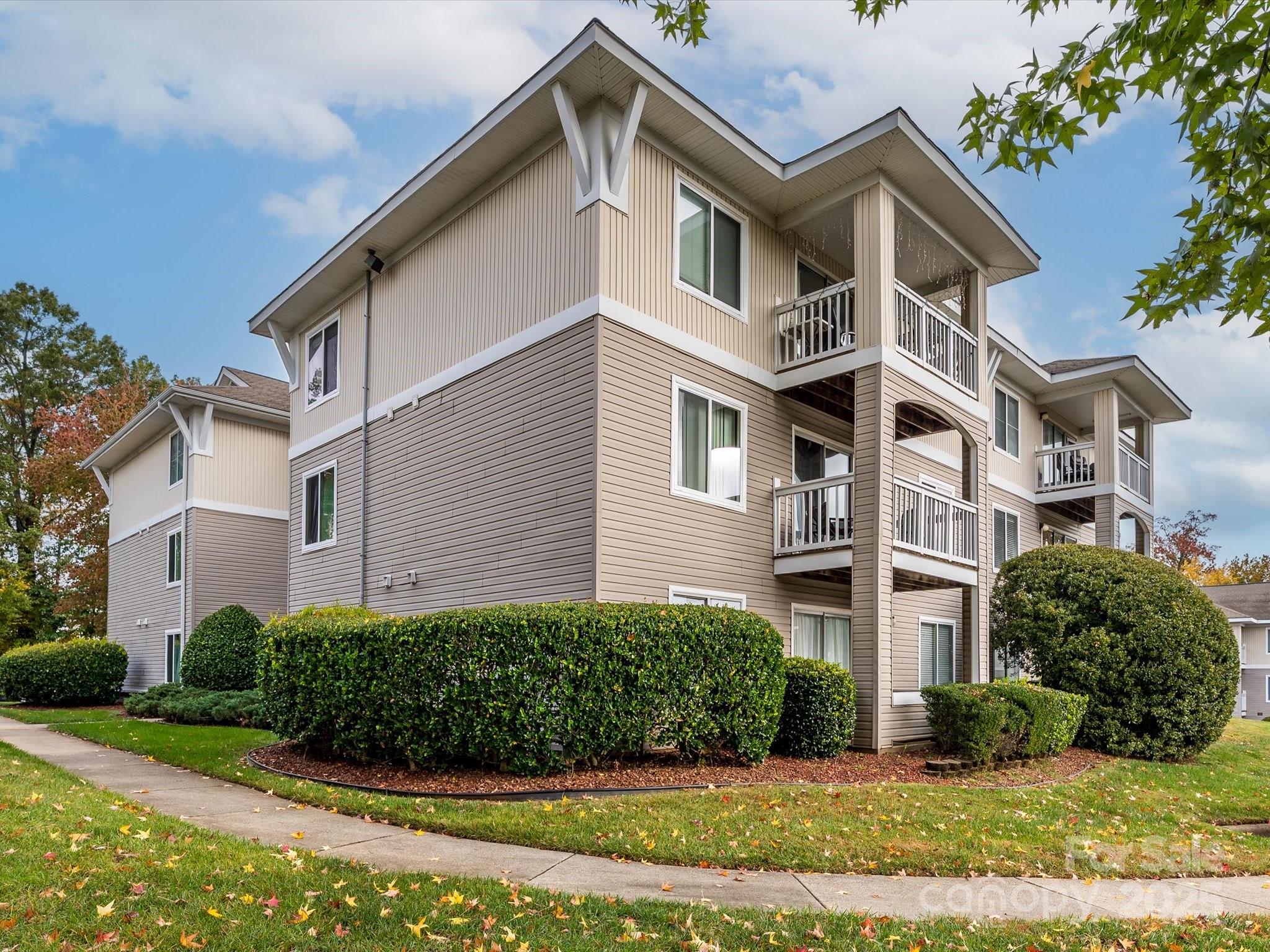 10005 Graduate Lane Unit K, Charlotte NC 28262