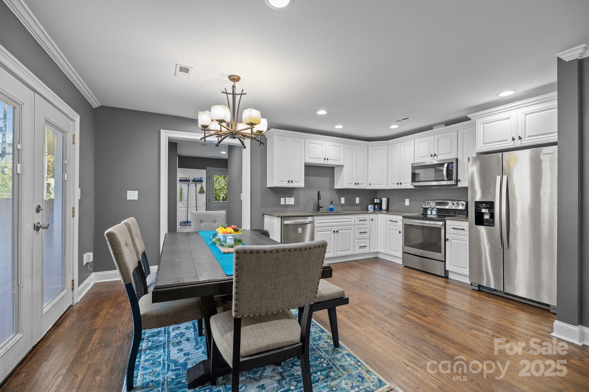 1501 Herrin Avenue, Charlotte NC 28205