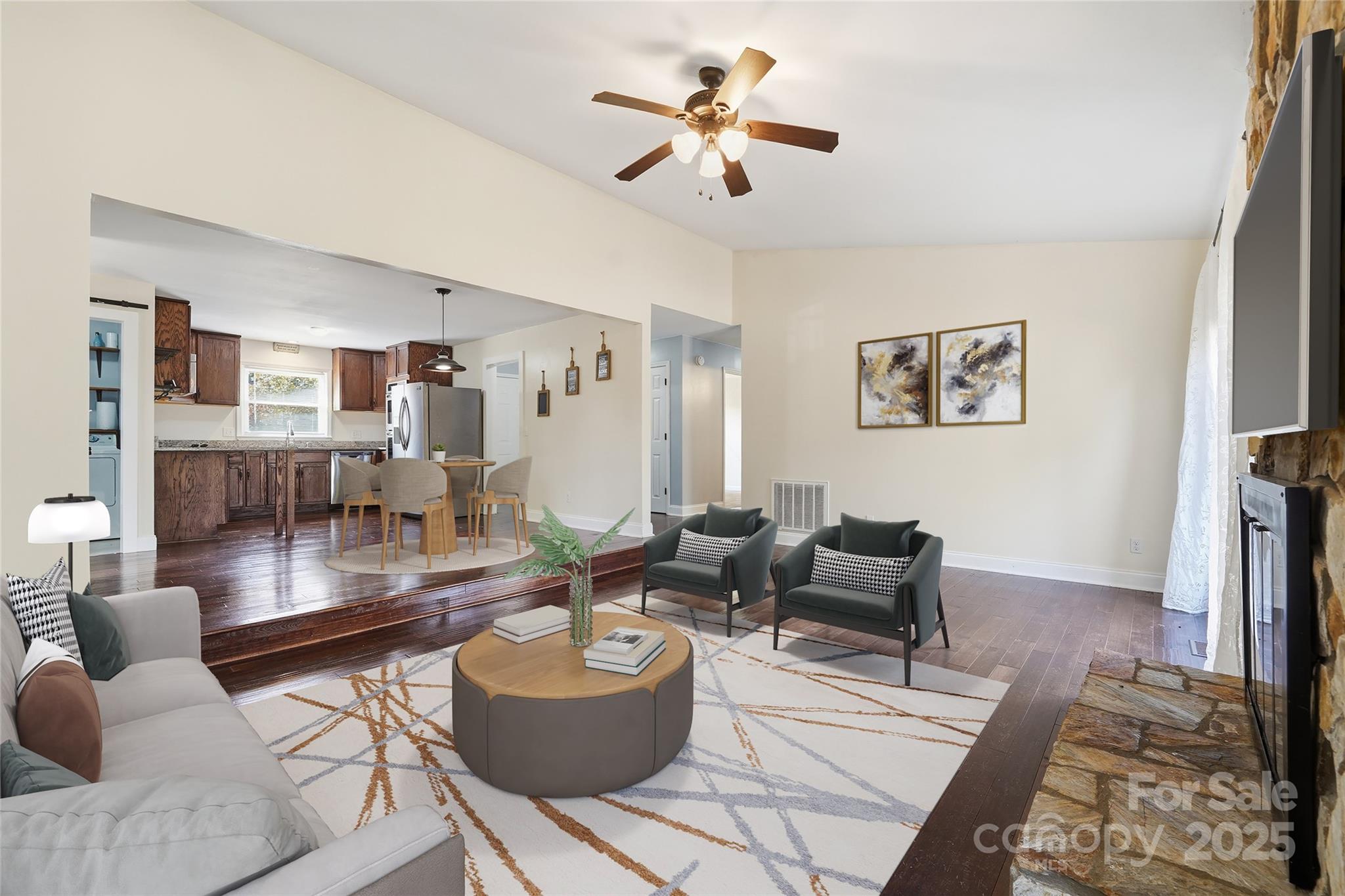 501 Vista Grande Circle, Charlotte NC 28226