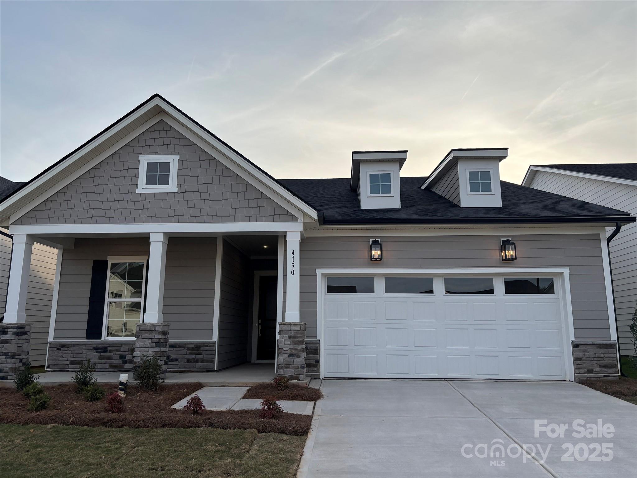 4150 Eastover Glen Unit 323, Charlotte NC 28269