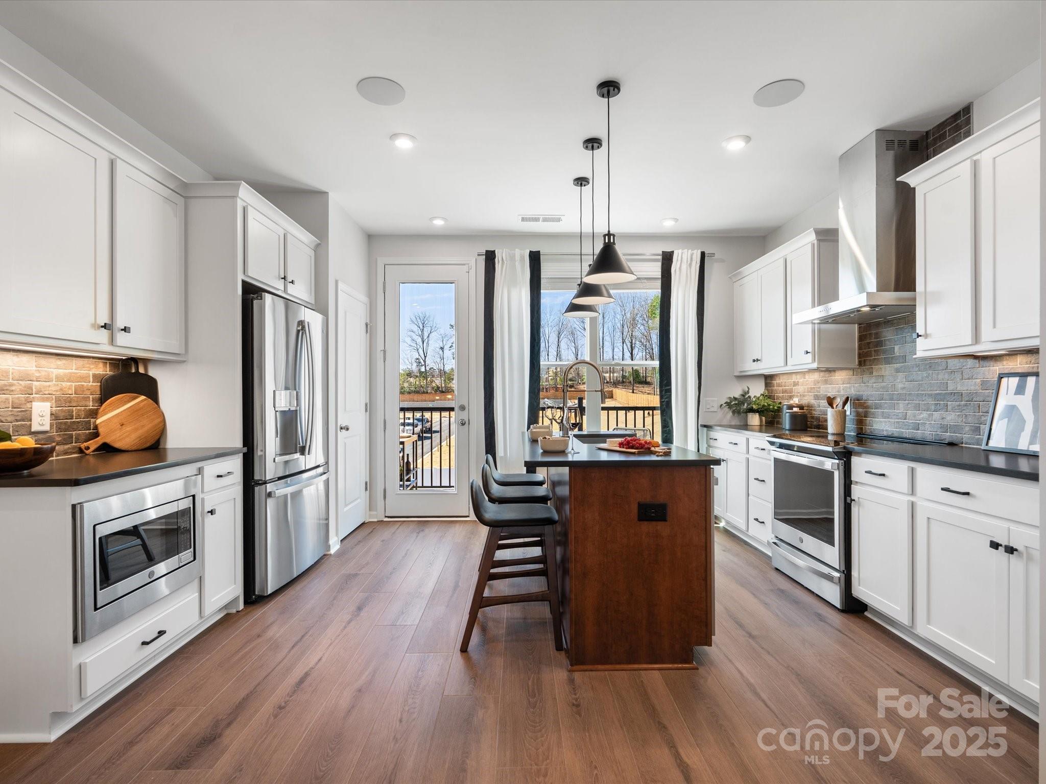 5516 Swaling Street, Charlotte NC 28217