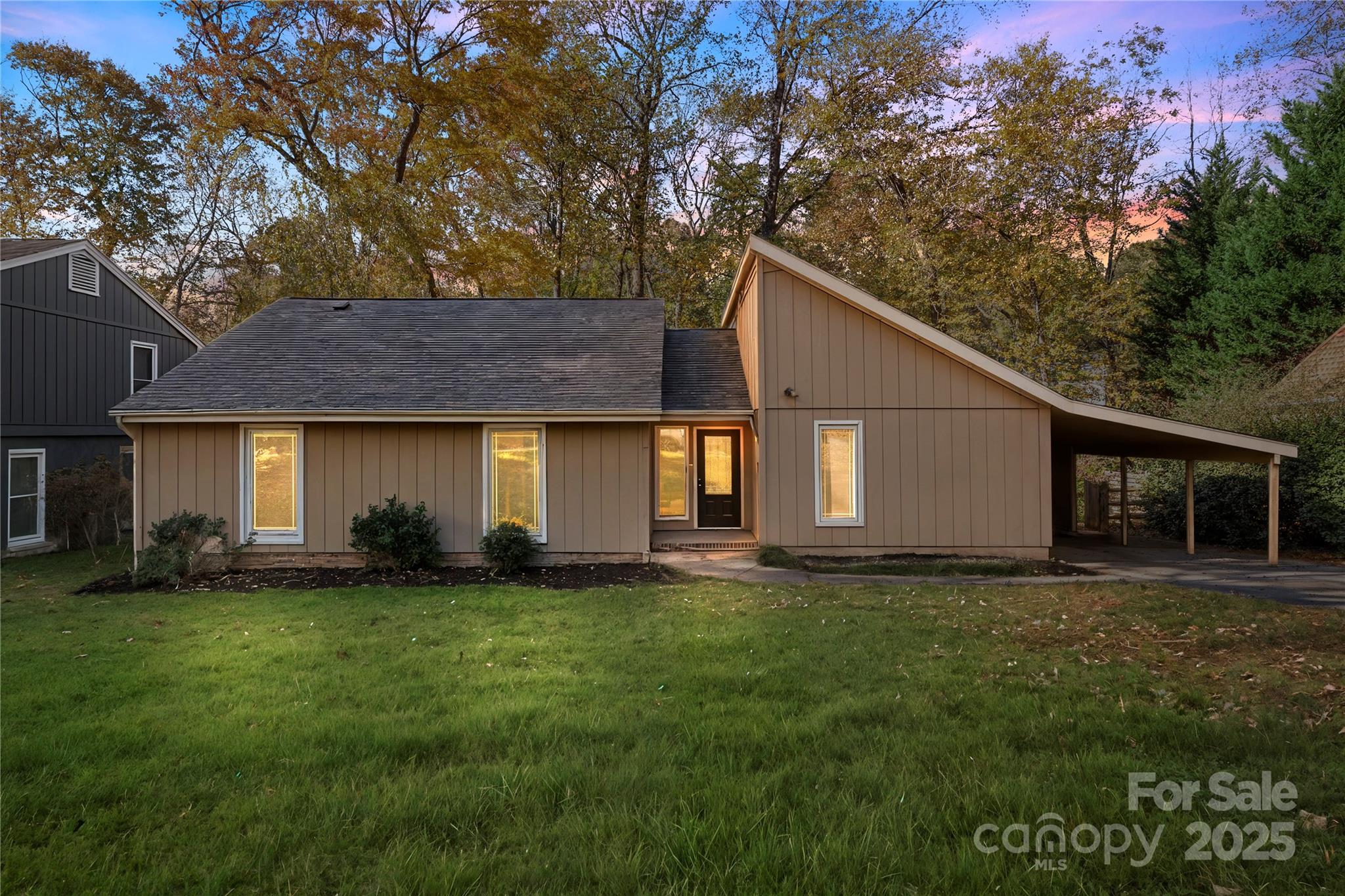 4847 Truesdale Place, Charlotte NC 28277