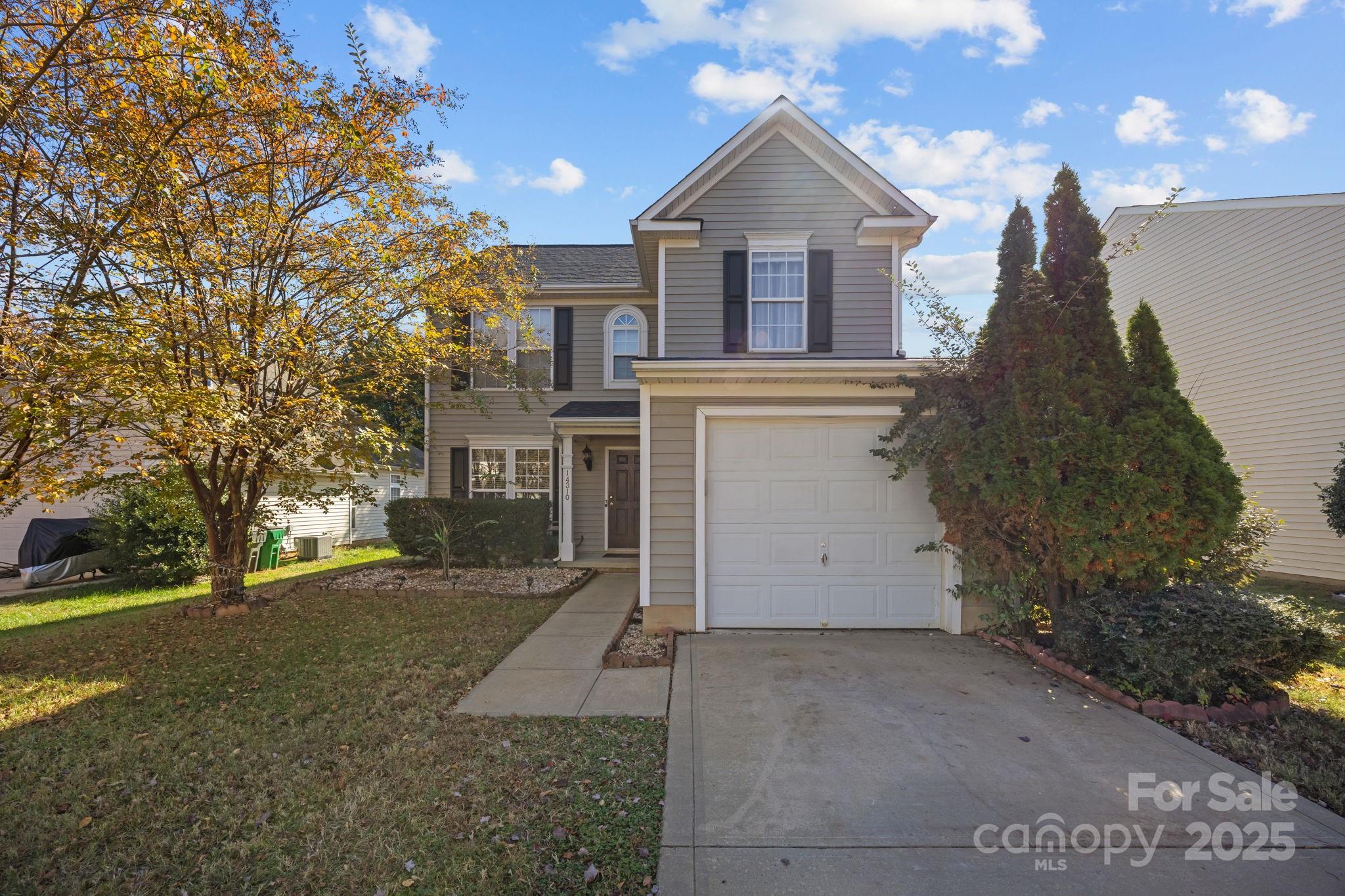 14310 Tapestry Woods Court, Charlotte NC 28273