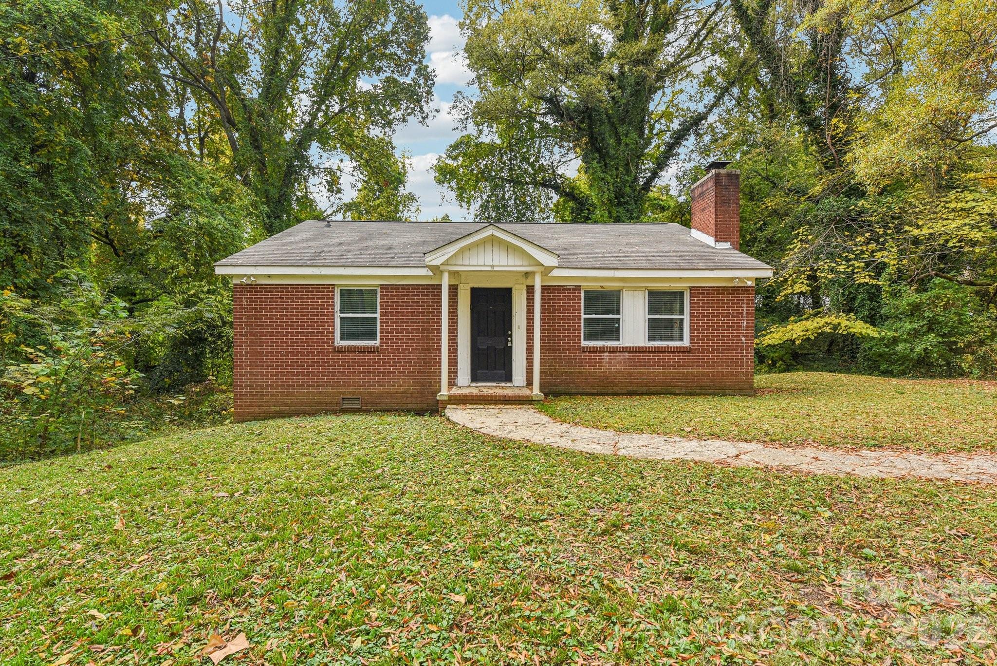 2996 Shady Lane, Charlotte NC 28208