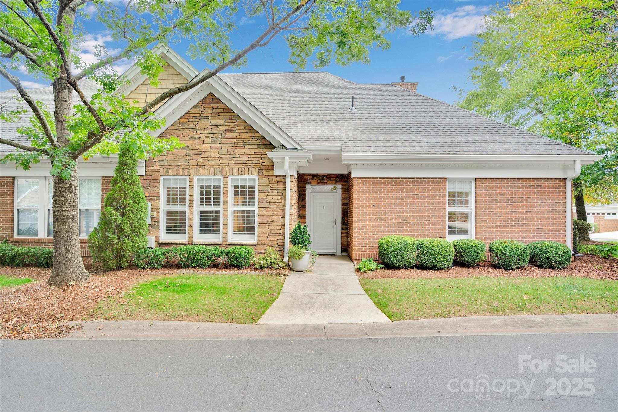 2742 Circa Drive, Matthews NC 28105