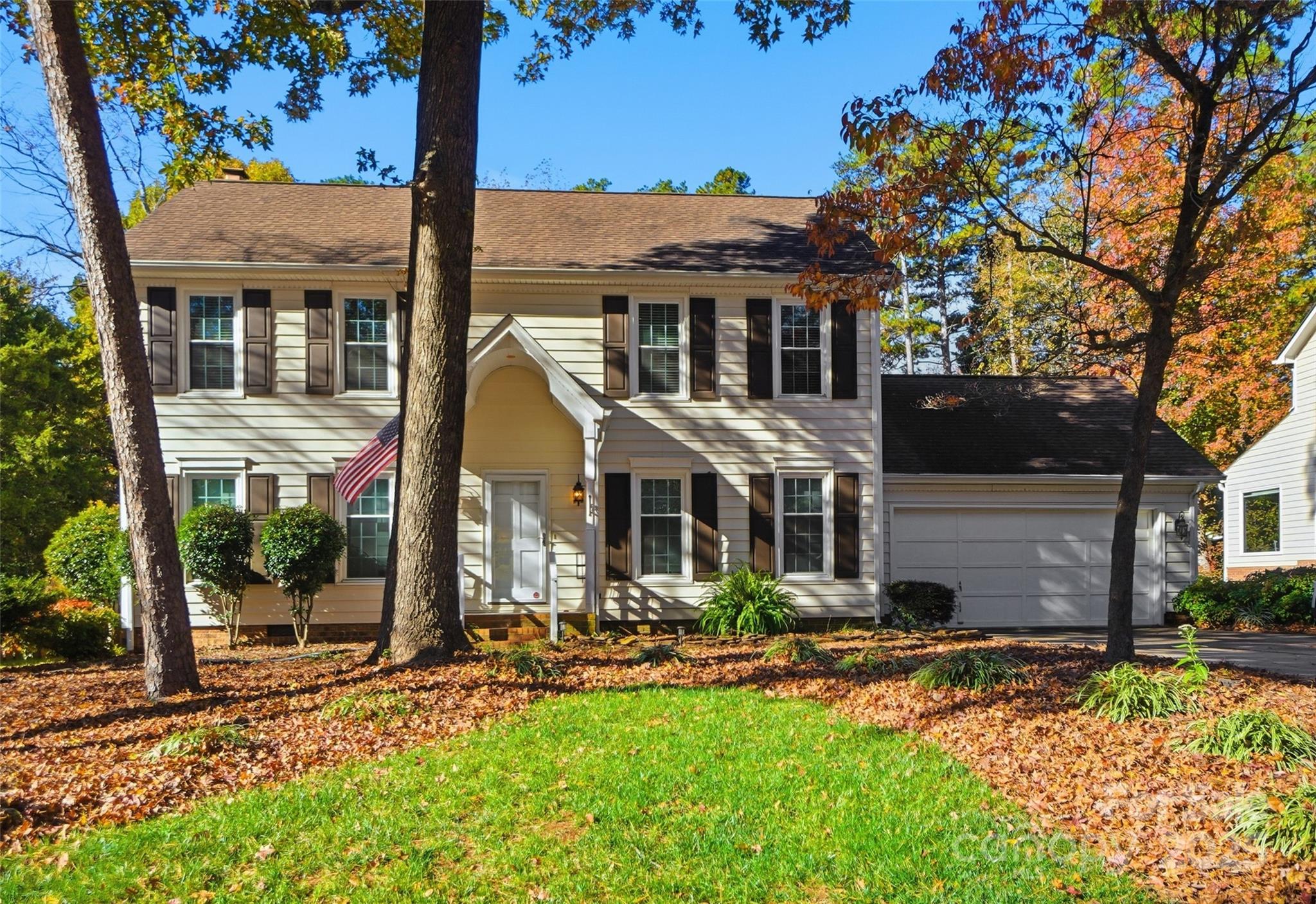 2621 Heathershire Lane, Matthews NC 28105