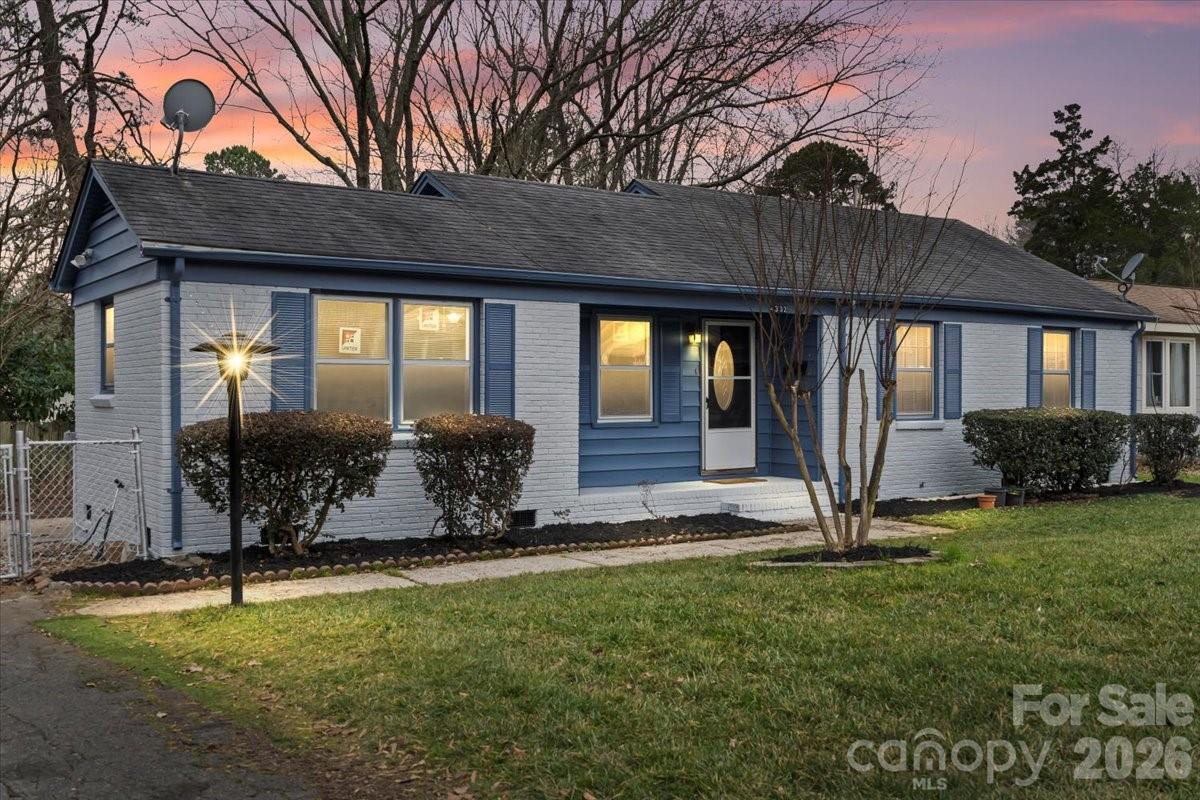 4332 Winedale Lane, Charlotte NC 28205