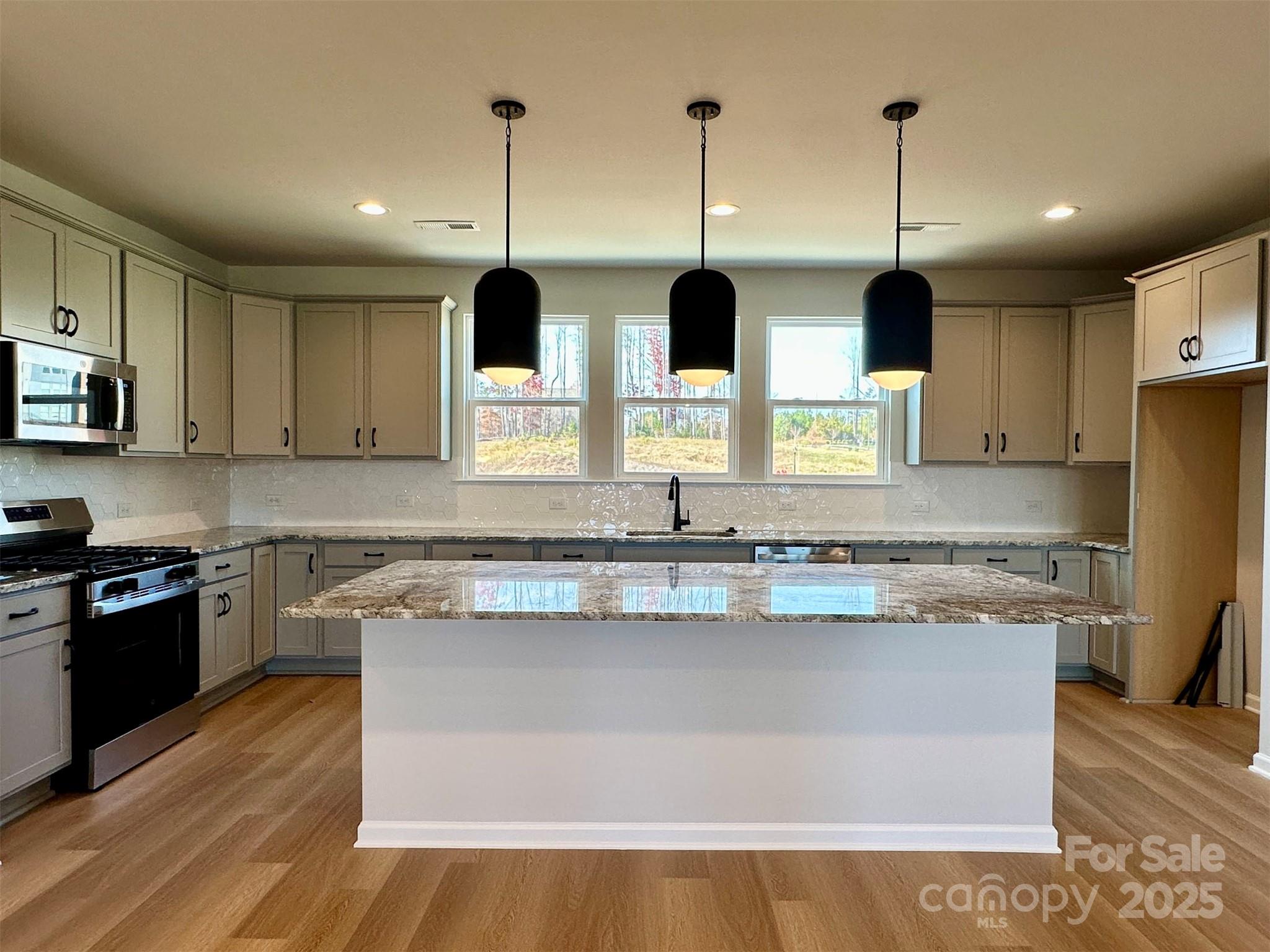 246 Ferebee Place Unit BRX0072, Charlotte NC 28213