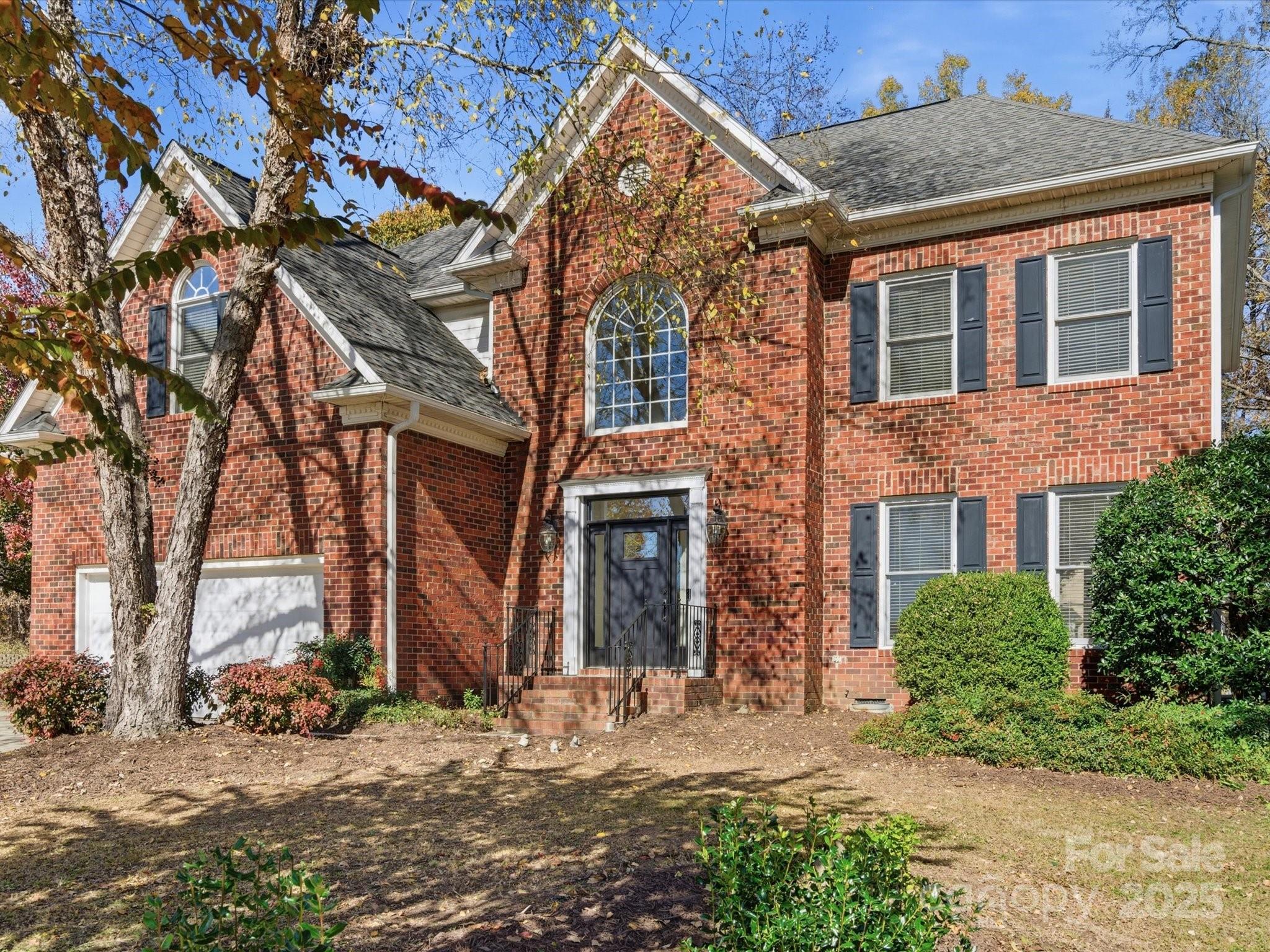 12439 Oakbriar Lane, Charlotte NC 28273