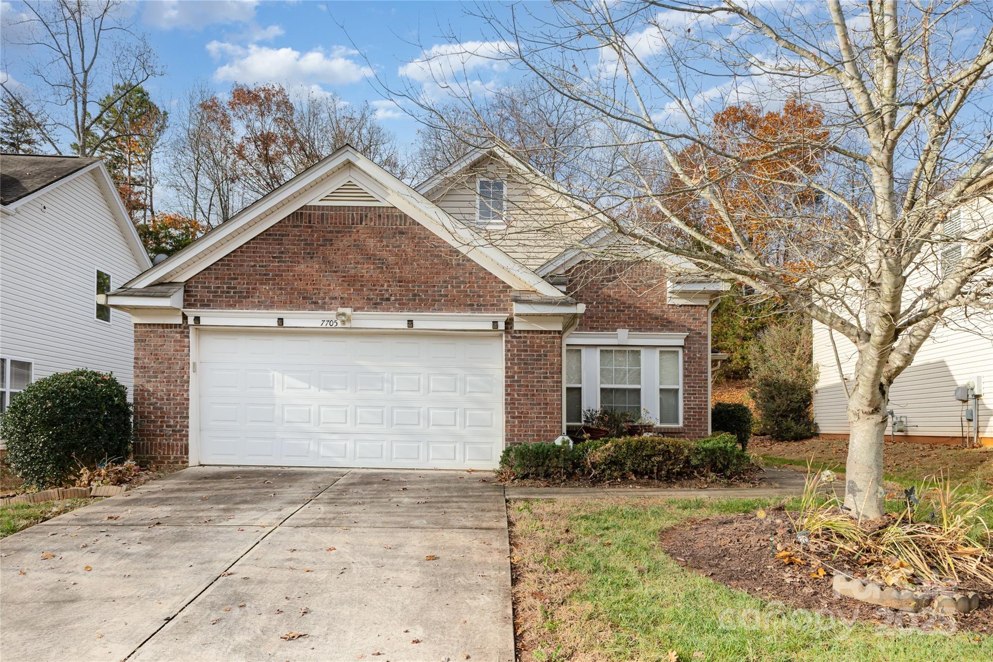 7705 Ponderosa Pine Lane, Charlotte NC 28215