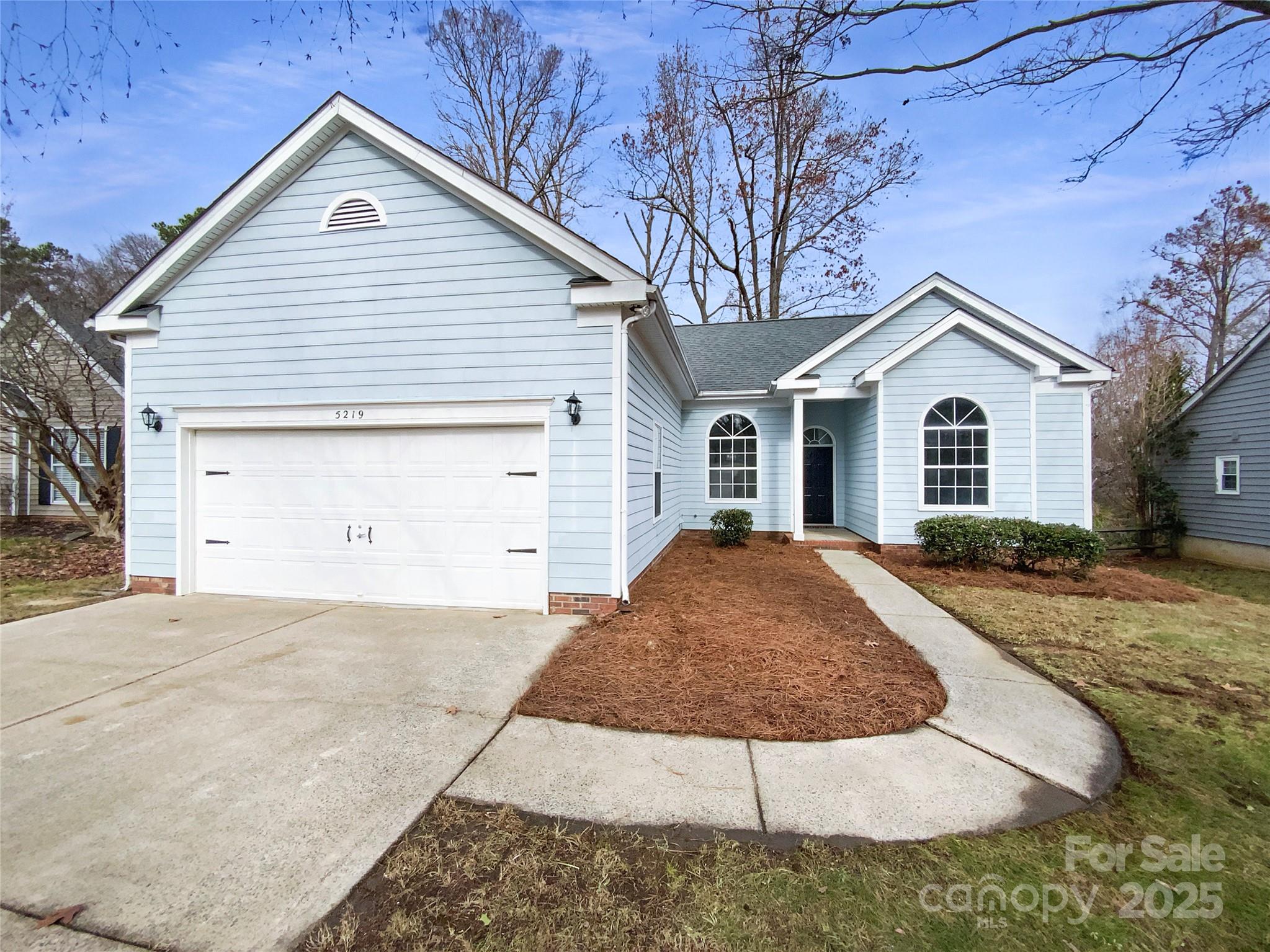 5219 Hedgecrest Place, Charlotte NC 28269